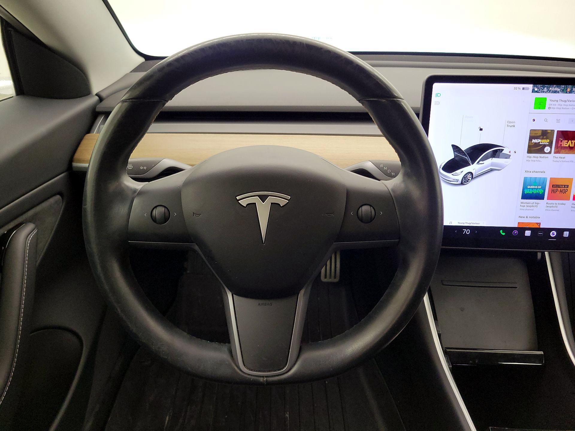 Thumbnail: 2019 Tesla Model 3 - 10