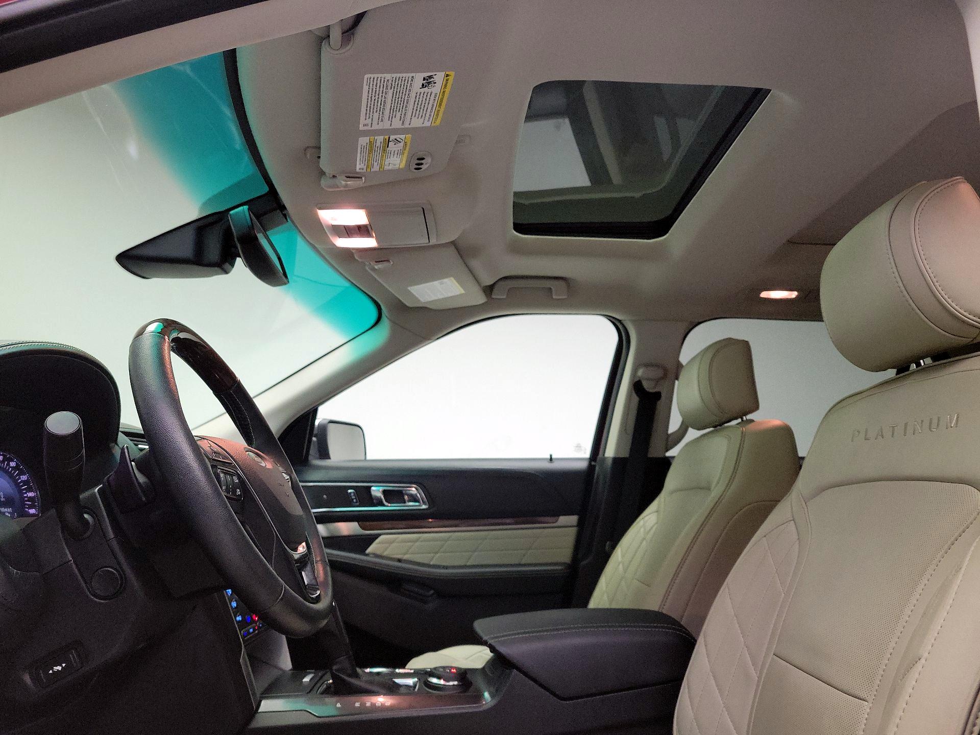 Thumbnail: 2016 Ford Explorer - 18