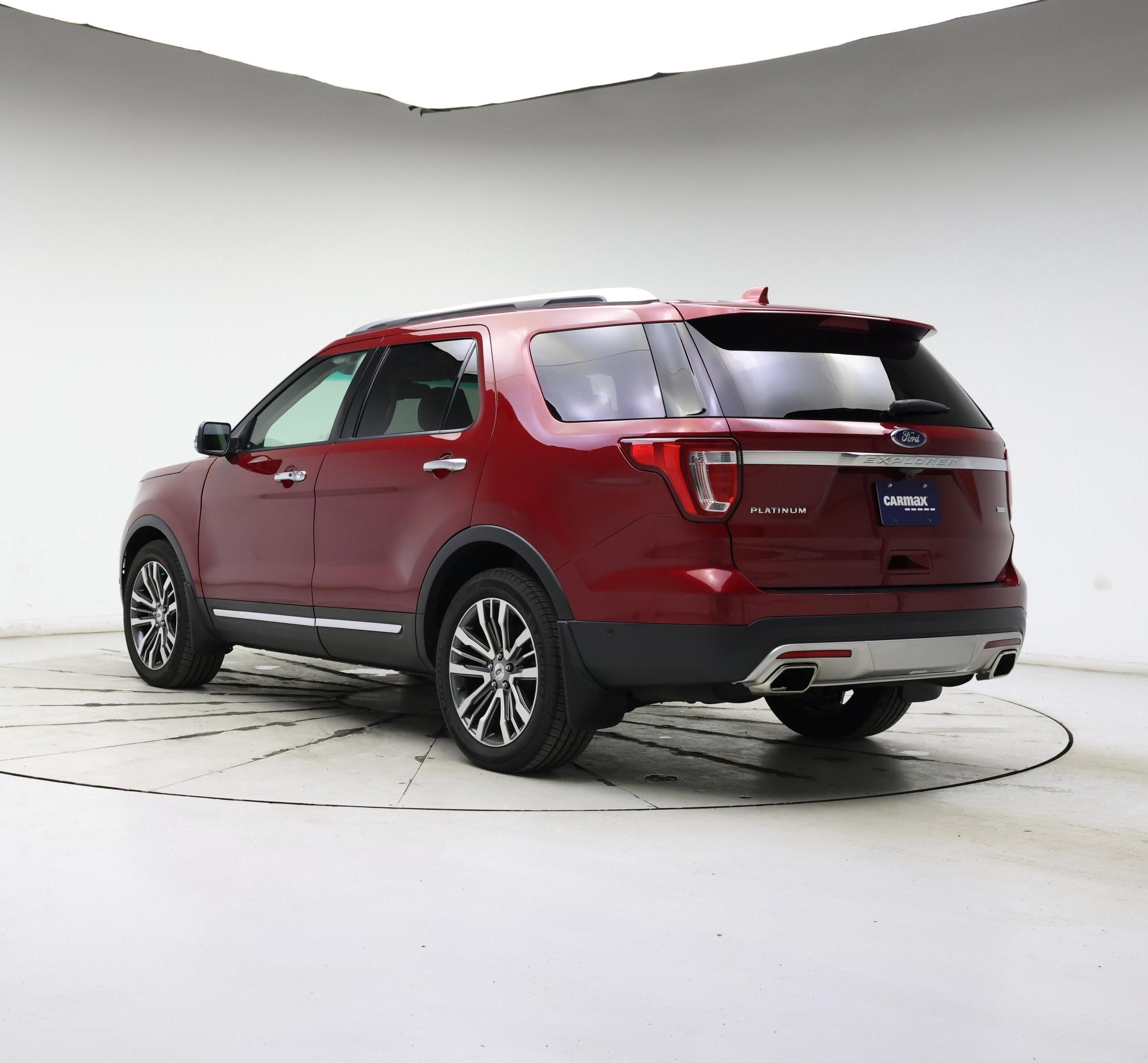 Thumbnail: 2016 Ford Explorer - 2