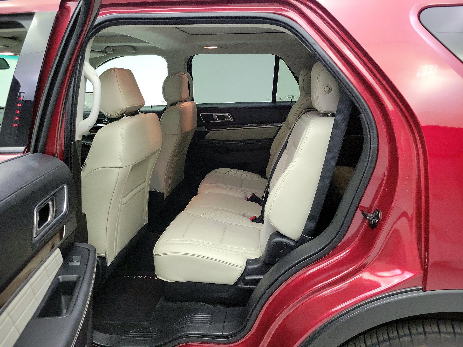 Thumbnail: 2016 Ford Explorer - 19