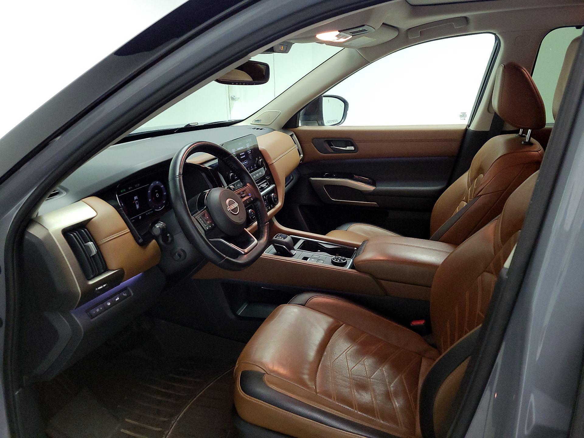 Thumbnail: 2022 Nissan Pathfinder - 11