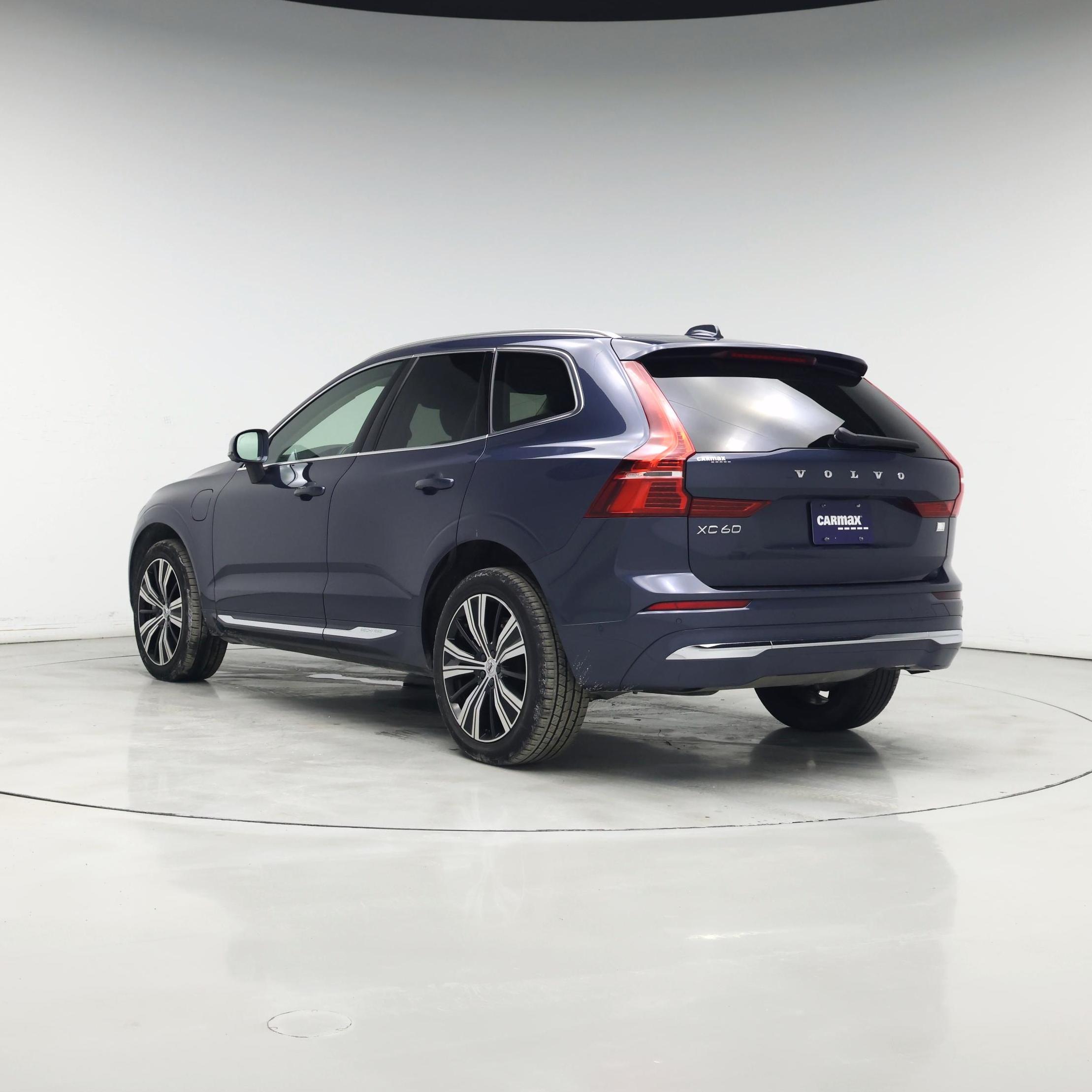 Thumbnail: 2022 Volvo XC60 - 2