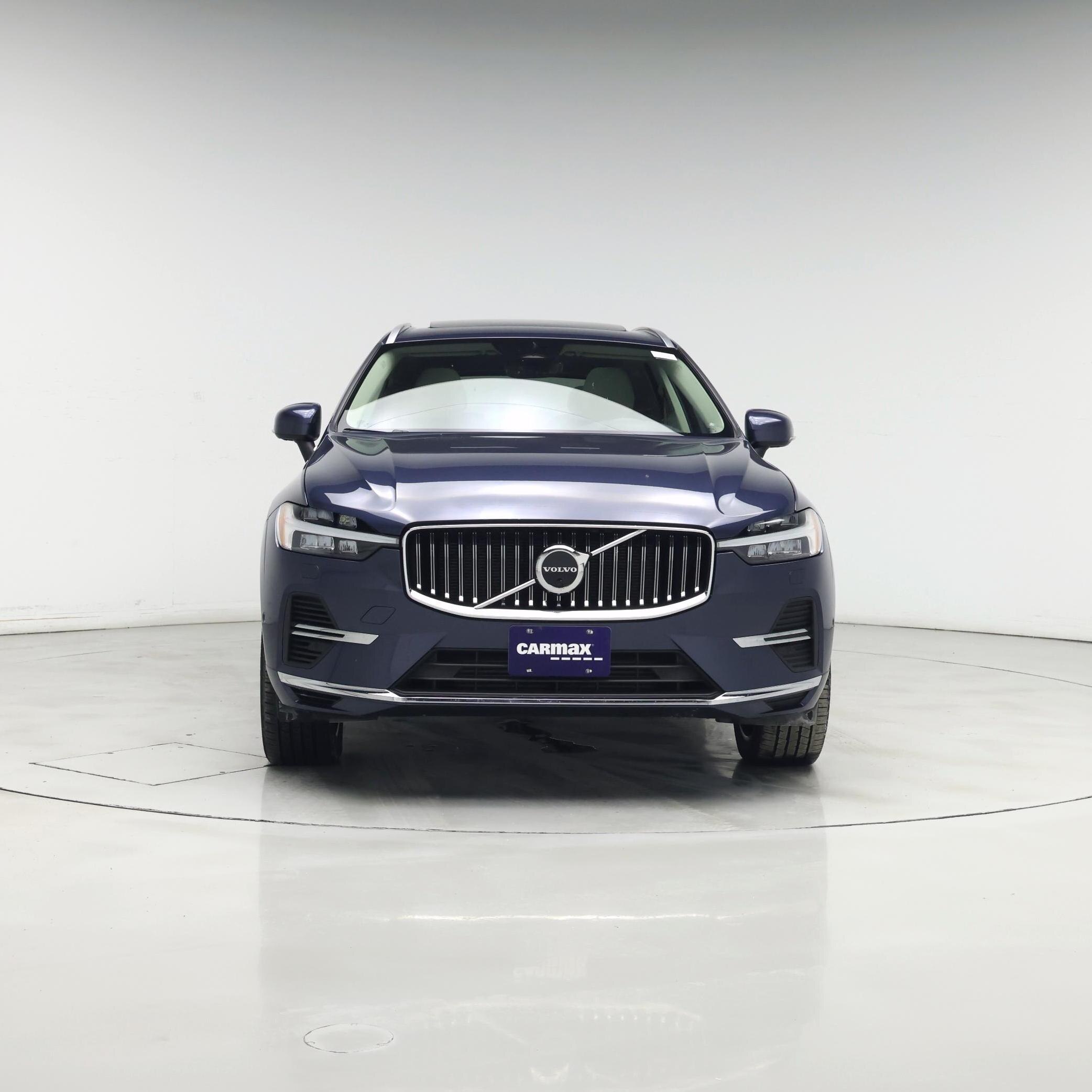 Thumbnail: 2022 Volvo XC60 - 5