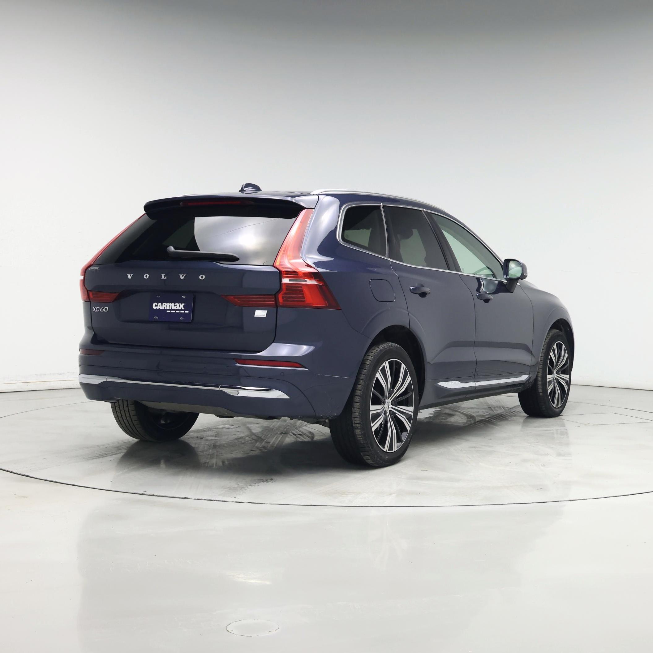 Thumbnail: 2022 Volvo XC60 - 8