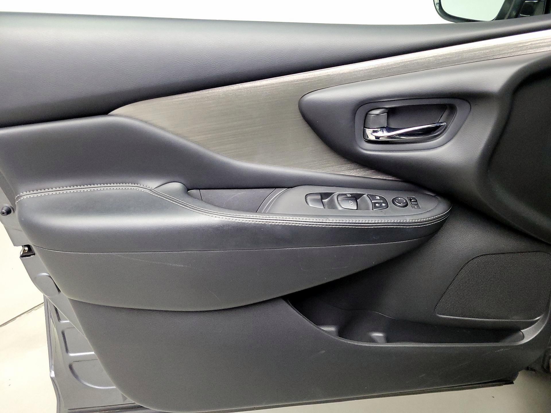 Thumbnail: 2016 Nissan Murano - 12