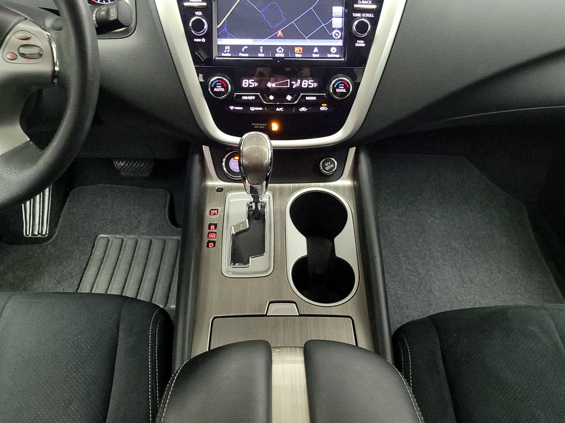 Thumbnail: 2016 Nissan Murano - 18