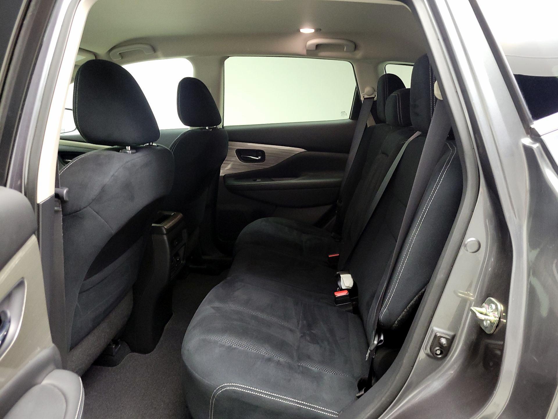 Thumbnail: 2016 Nissan Murano - 20