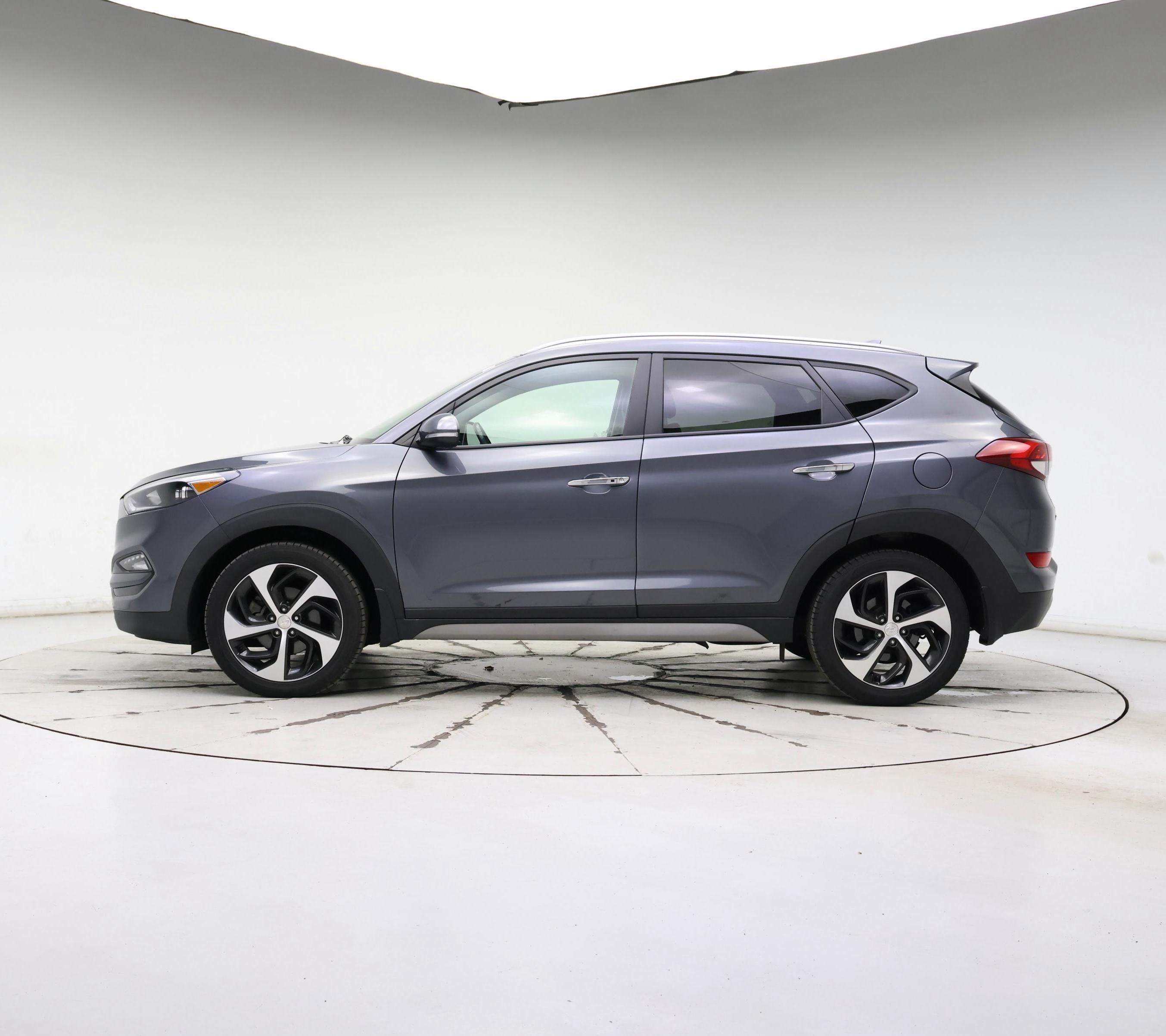 Thumbnail: 2018 Hyundai Tucson - 3