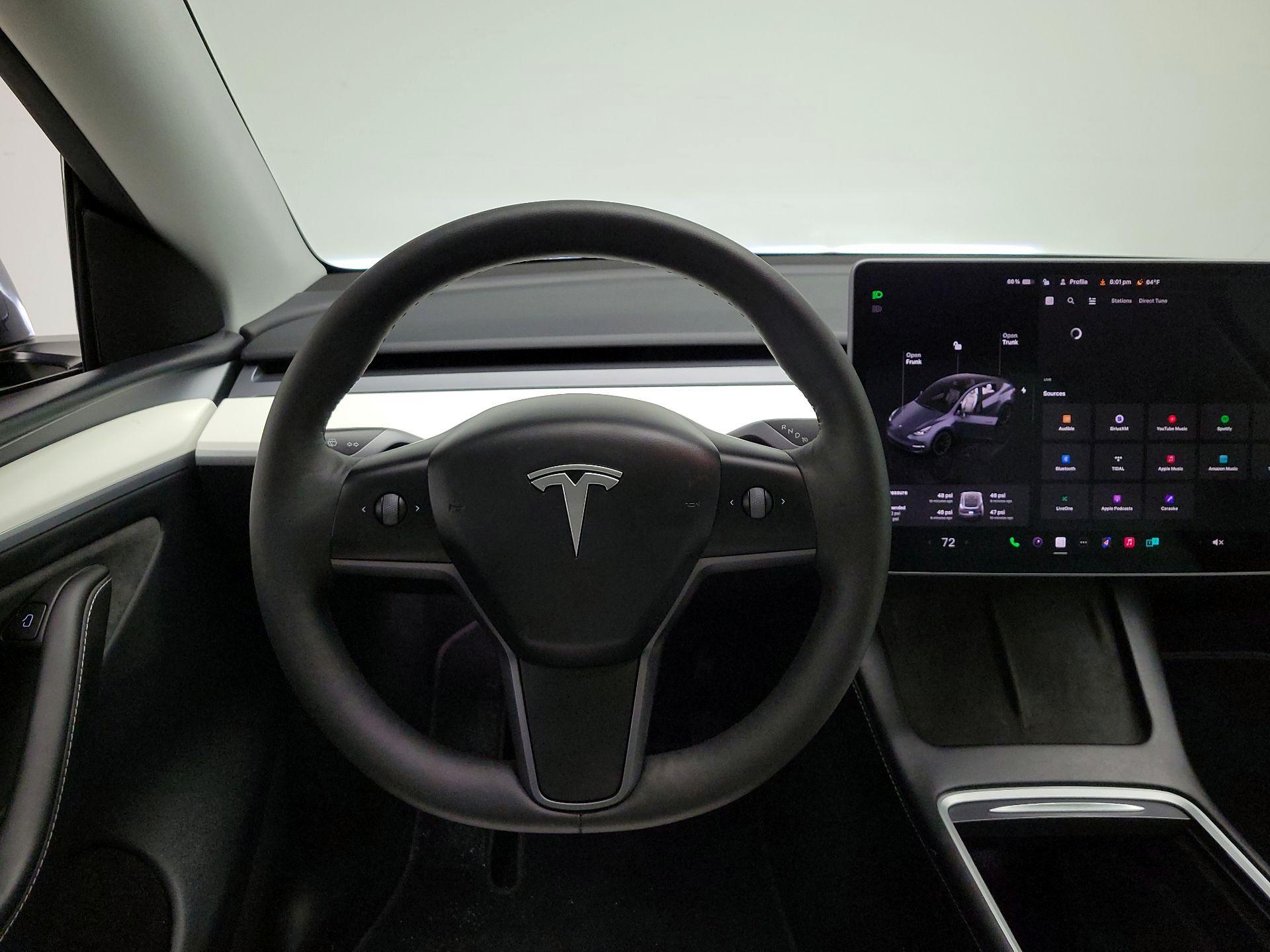 Thumbnail: 2023 Tesla Model Y - 10