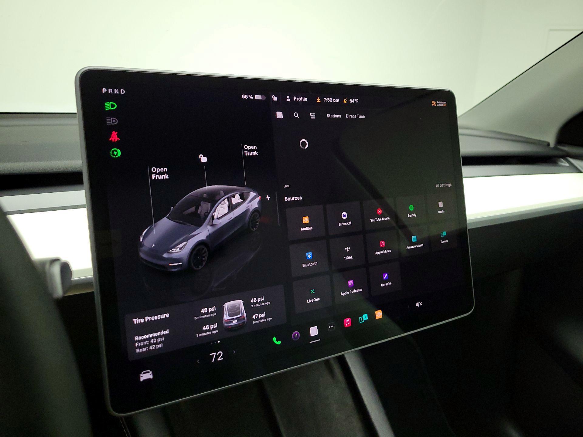 Thumbnail: 2023 Tesla Model Y - 15