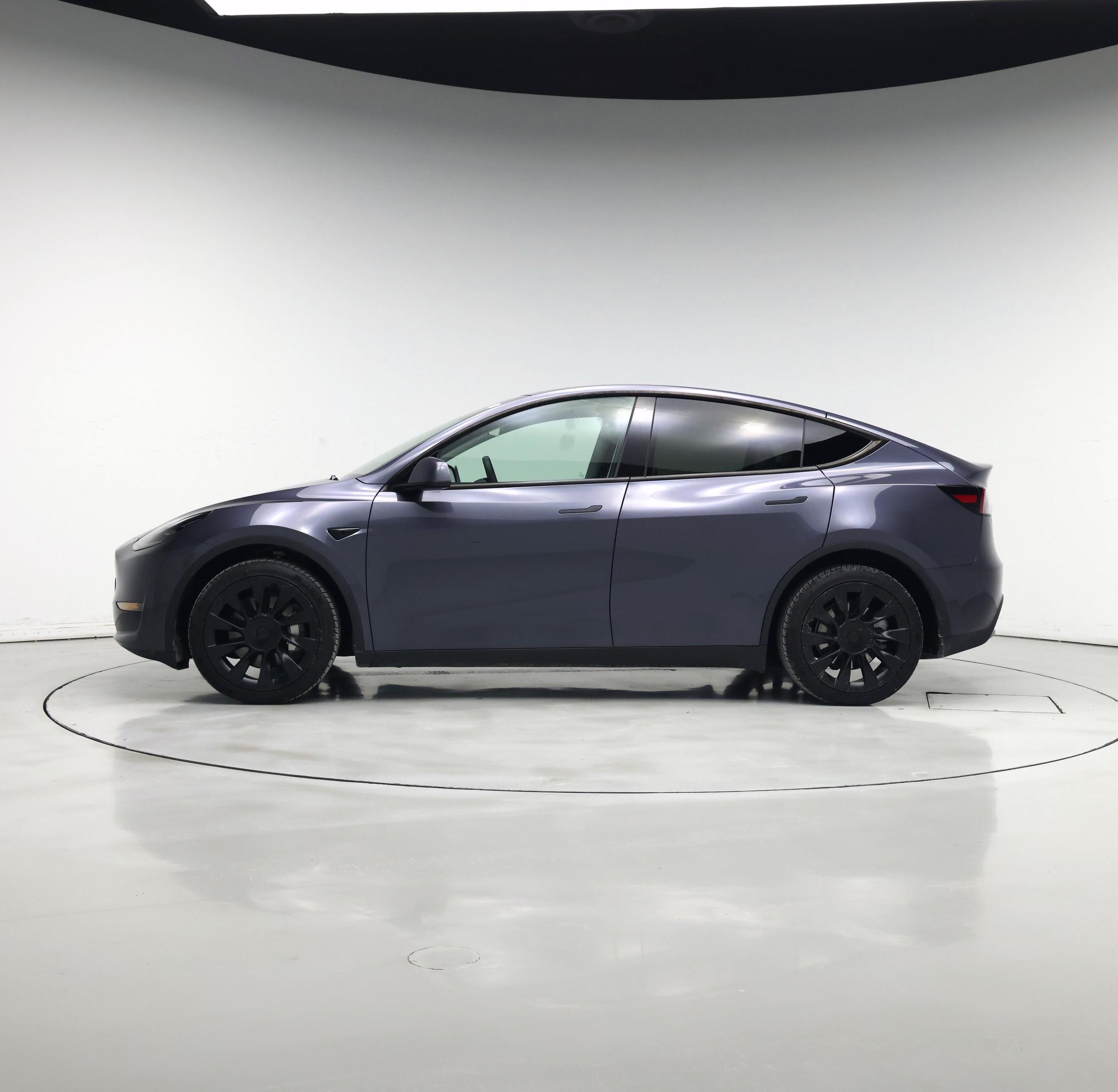 Thumbnail: 2023 Tesla Model Y - 3