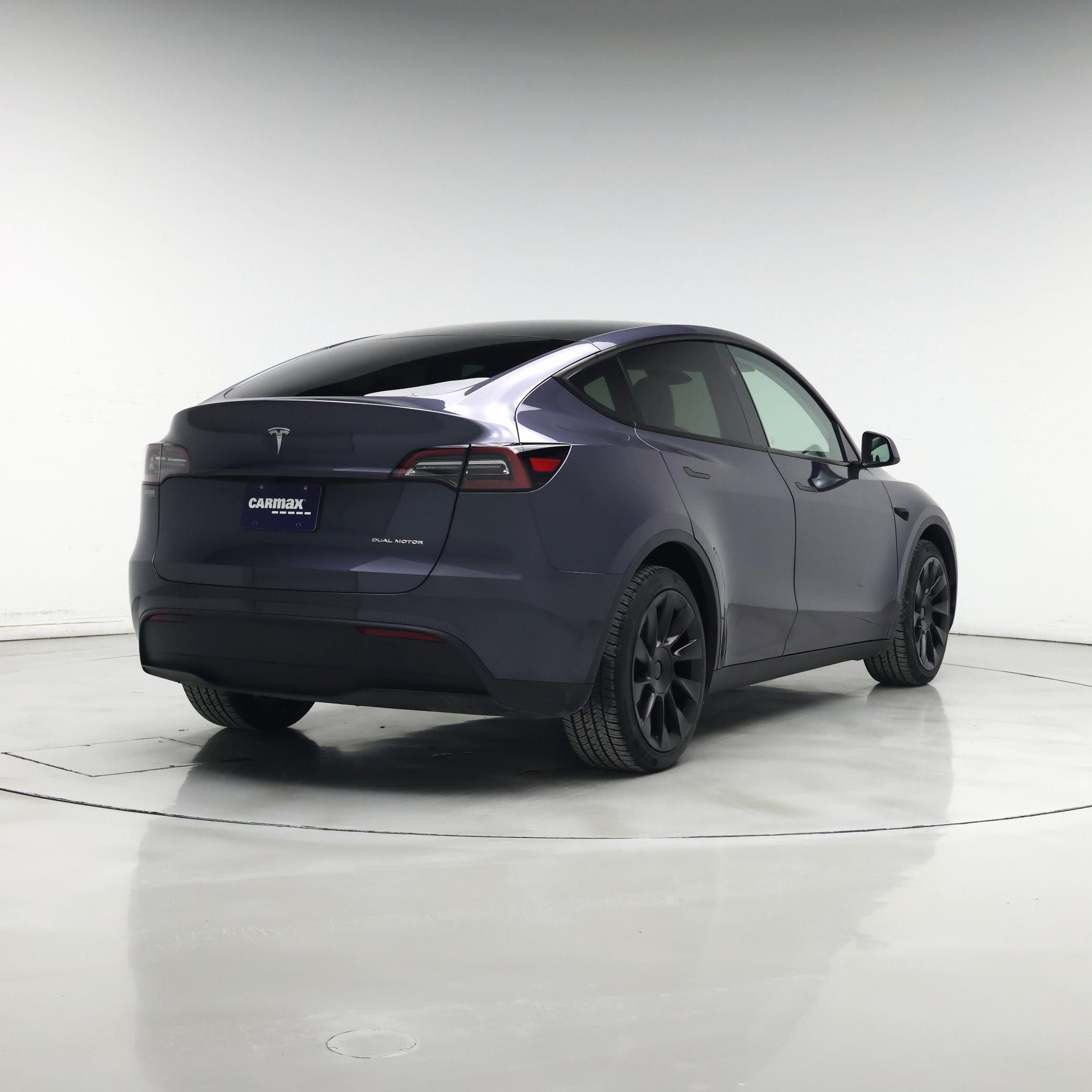 Thumbnail: 2023 Tesla Model Y - 8