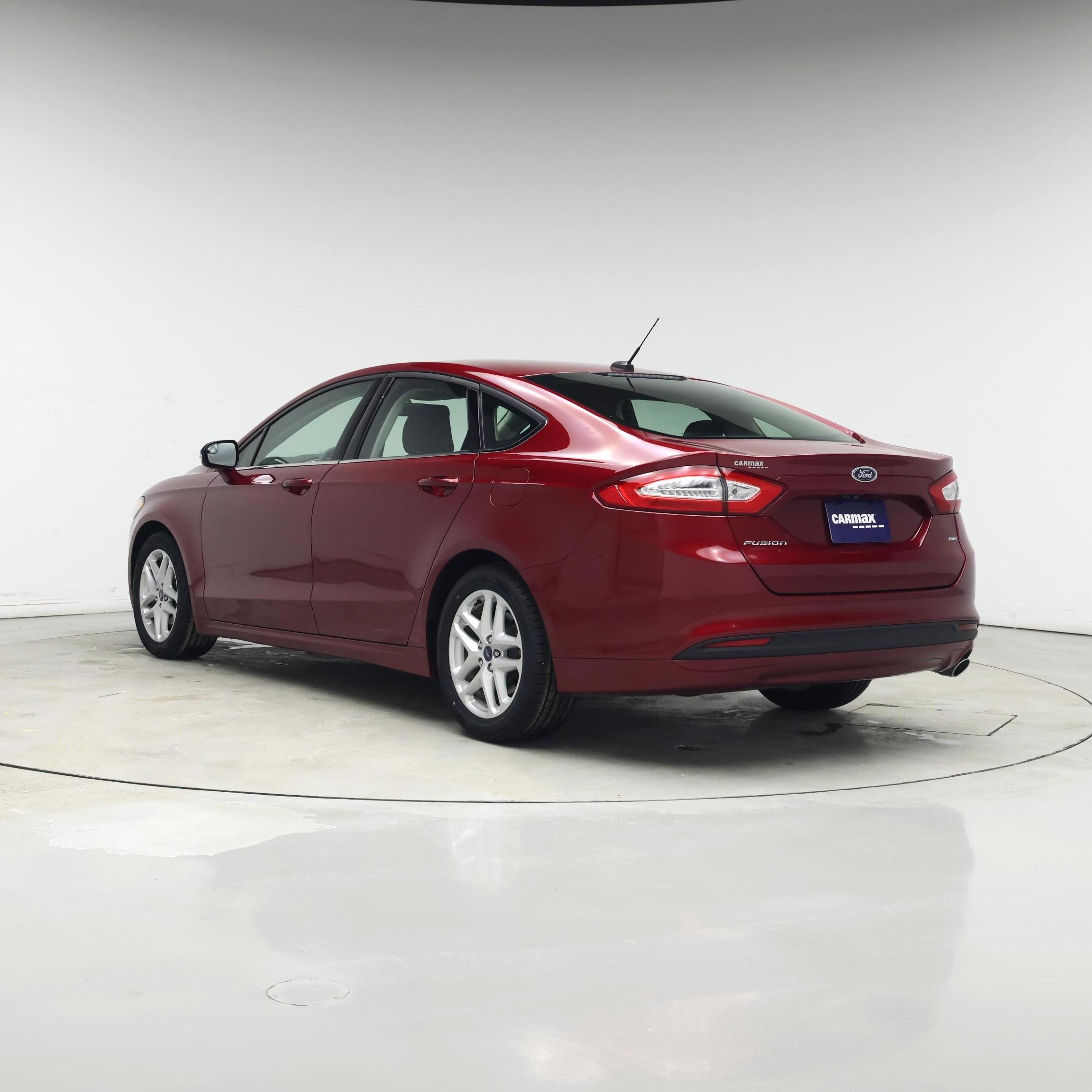 Thumbnail: 2016 Ford Fusion - 2