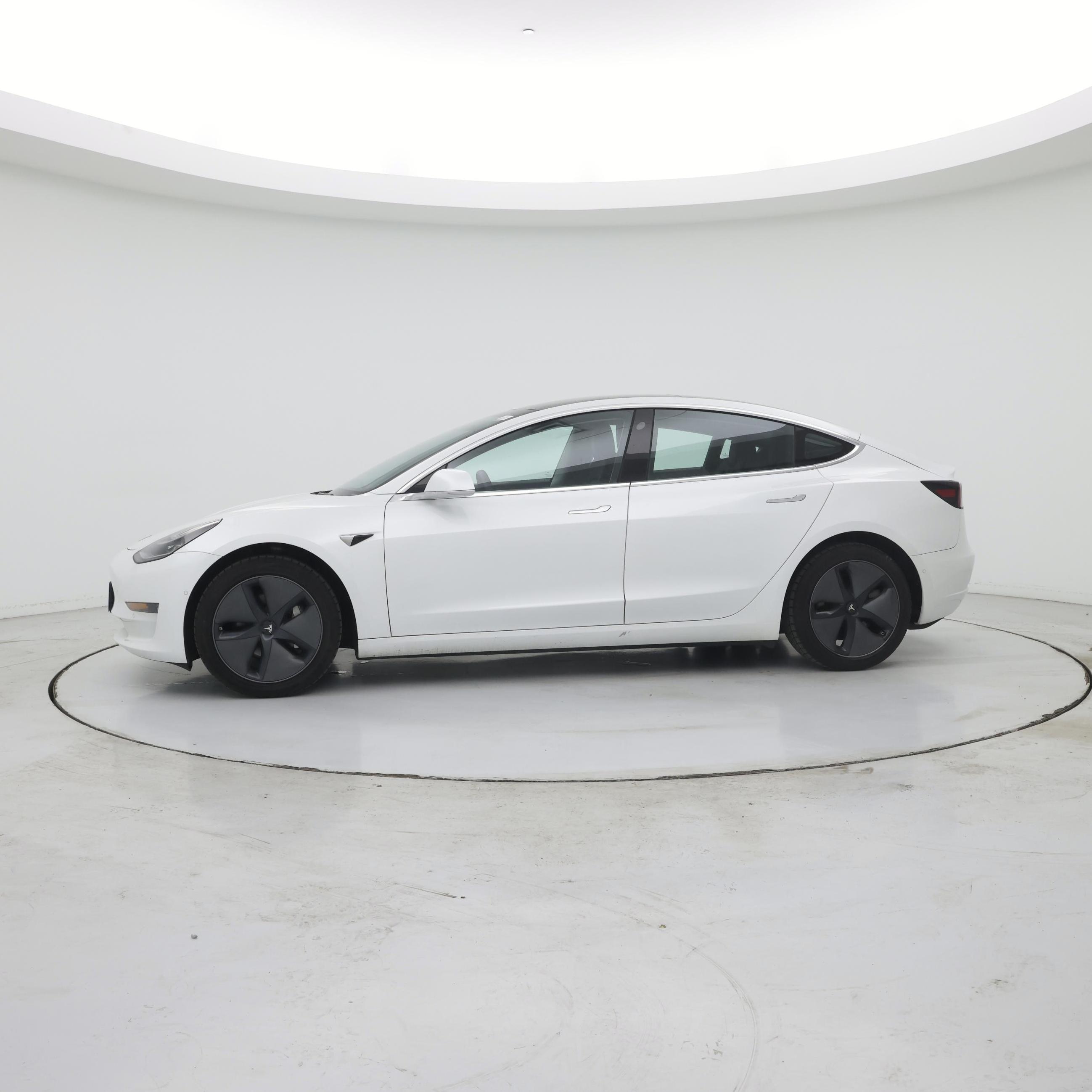 Thumbnail: 2020 Tesla Model 3 - 3