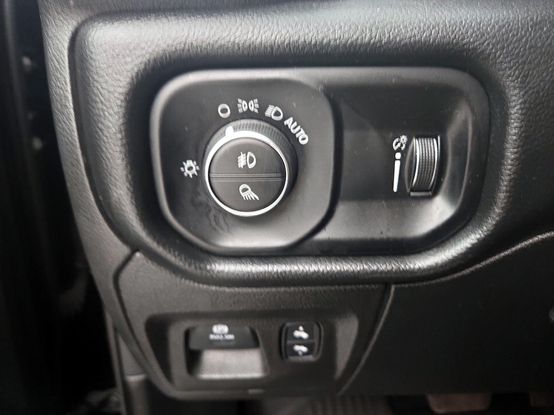 Thumbnail: 2022 RAM 1500 - 13