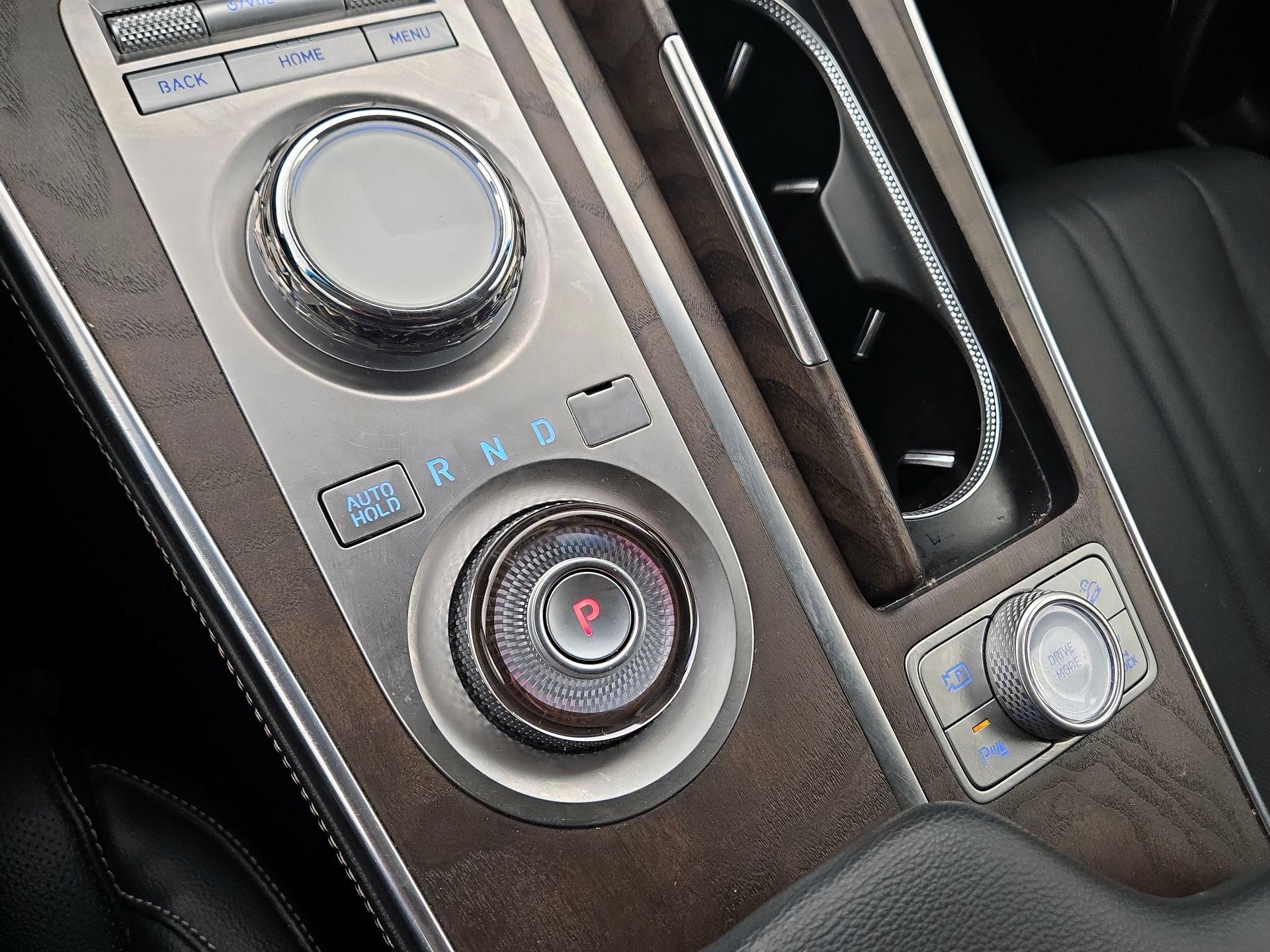 Thumbnail: 2024 Genesis GV80 - 18