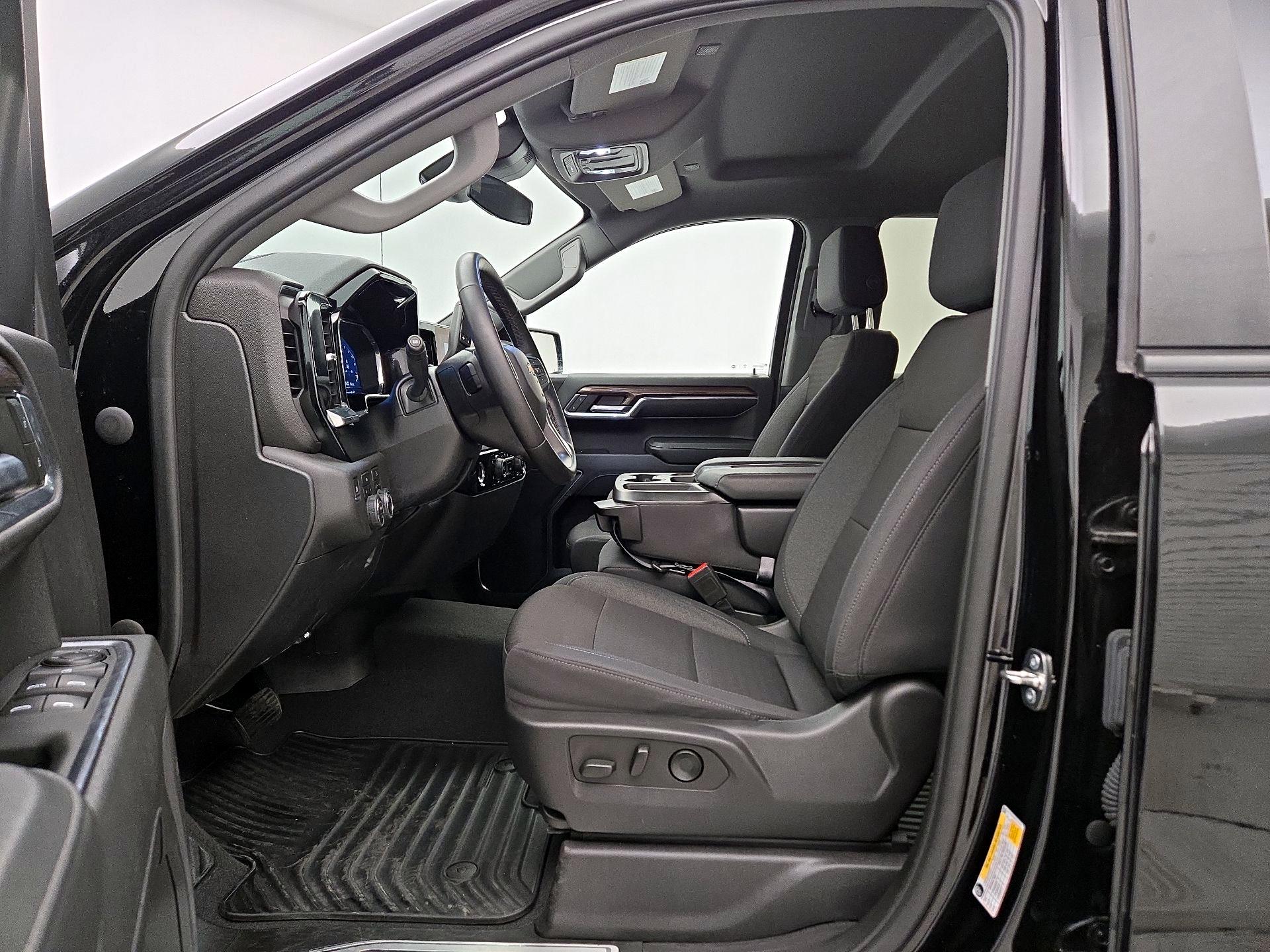 Thumbnail: 2023 Chevrolet Silverado 1500 - 11