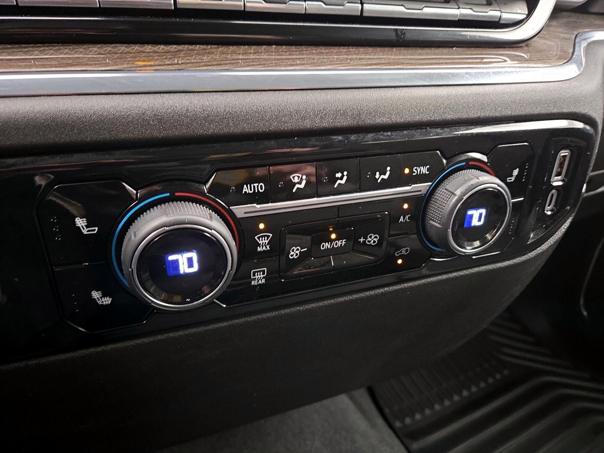 Thumbnail: 2023 Chevrolet Silverado 1500 - 16