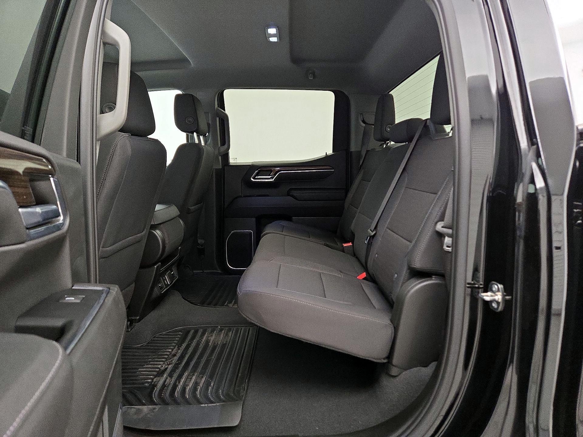 Thumbnail: 2023 Chevrolet Silverado 1500 - 19