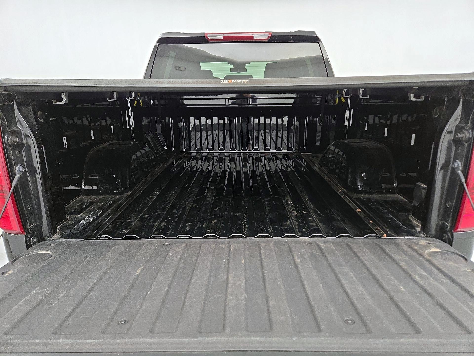 Thumbnail: 2023 Chevrolet Silverado 1500 - 20