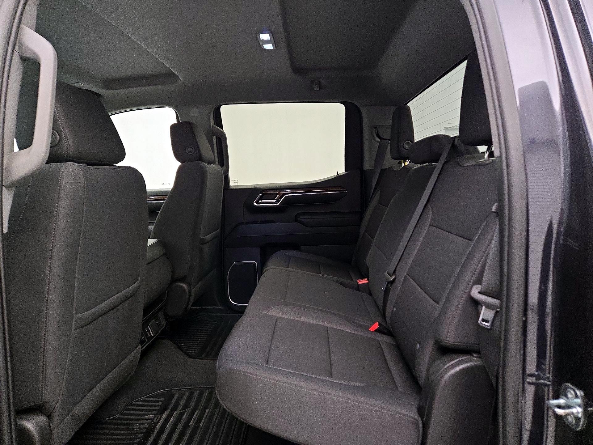 Thumbnail: 2023 Chevrolet Silverado 1500 - 19