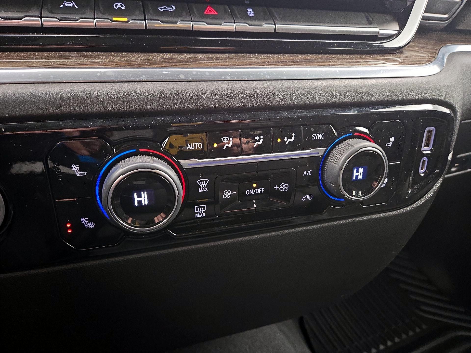 Thumbnail: 2022 Chevrolet Silverado 1500 - 17