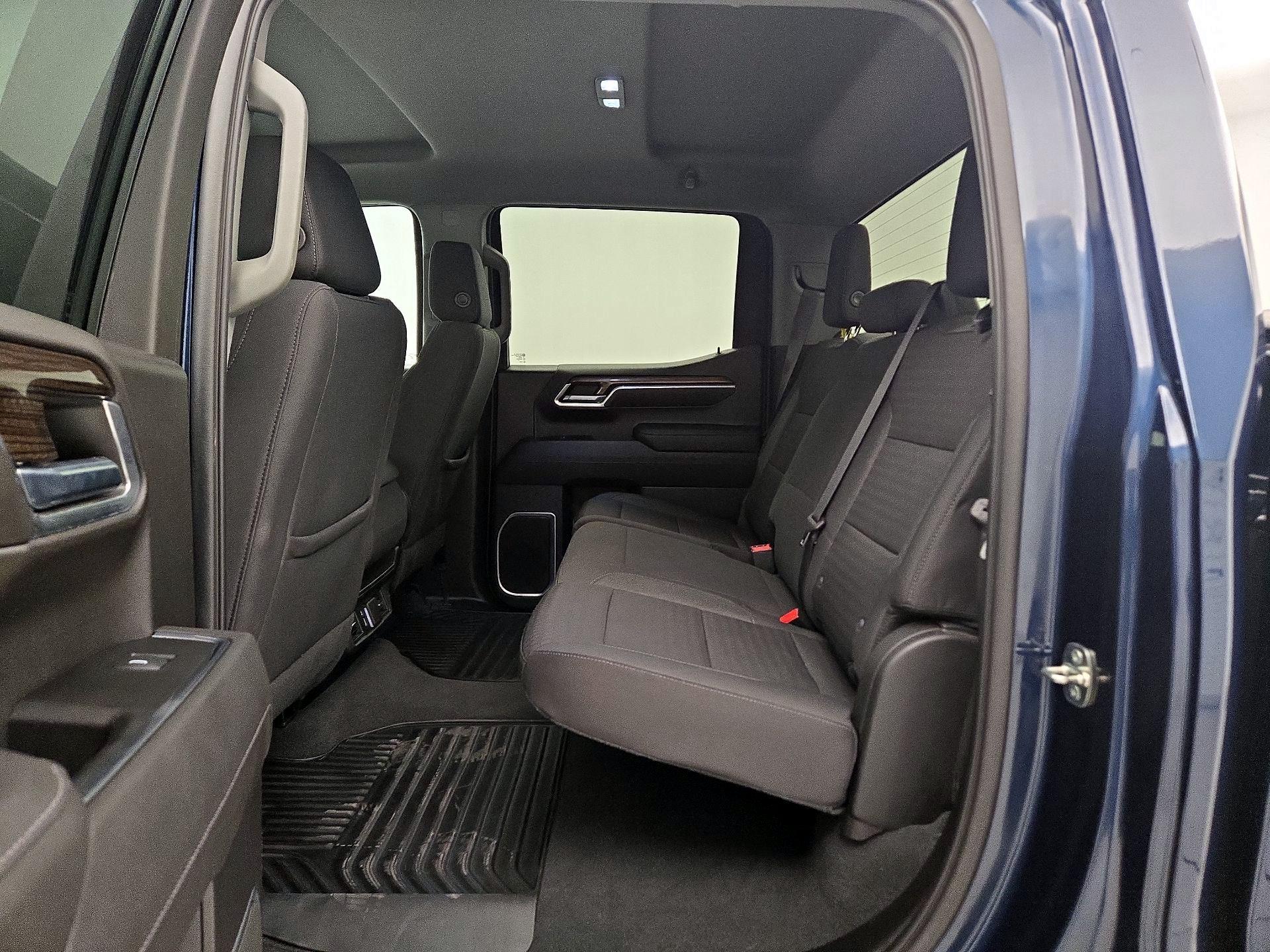 Thumbnail: 2022 Chevrolet Silverado 1500 - 20