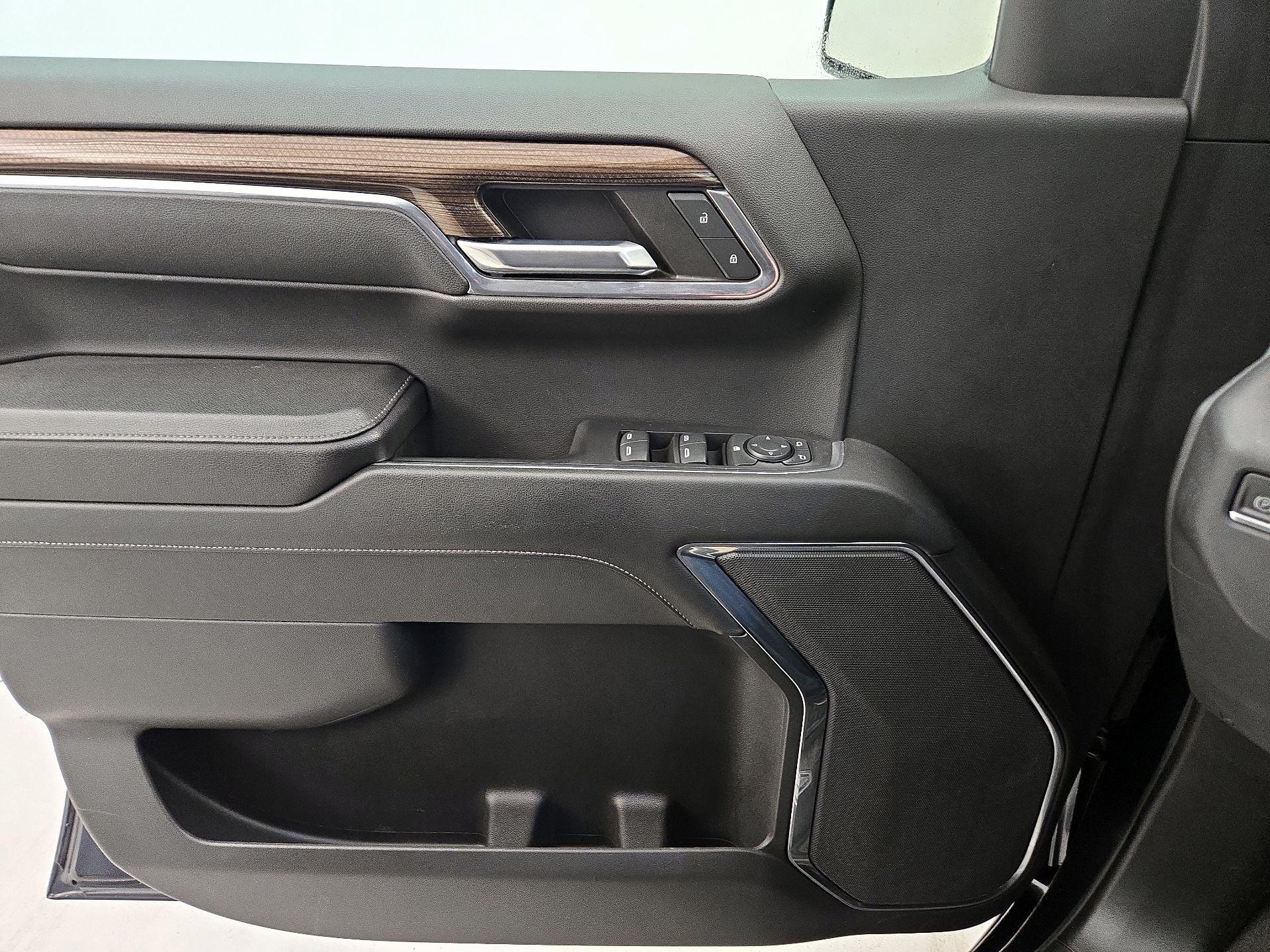 Thumbnail: 2023 Chevrolet Silverado 1500 - 12