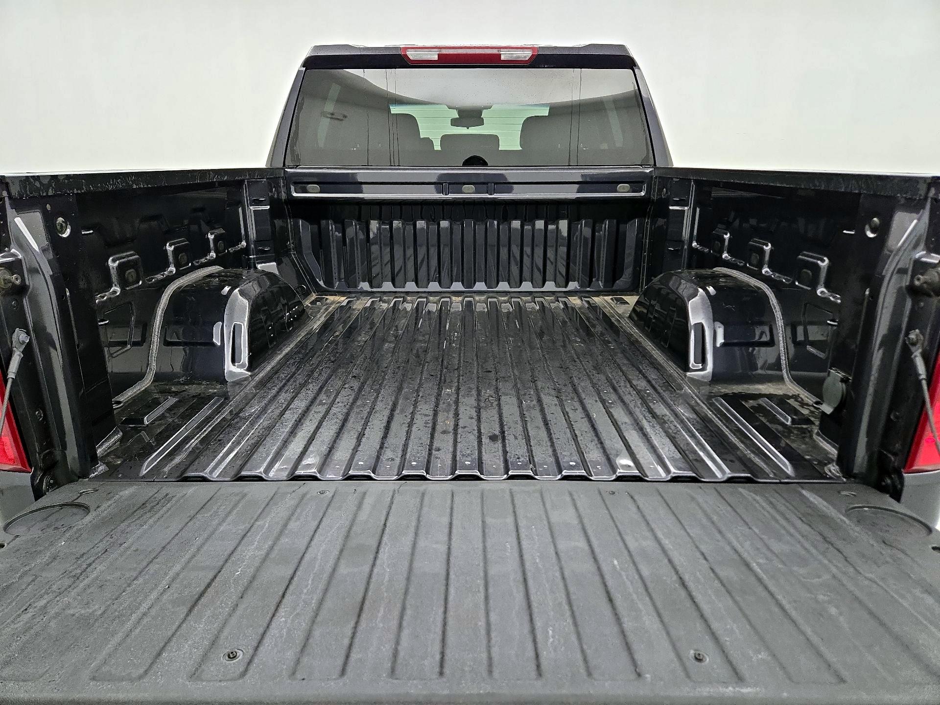 Thumbnail: 2023 Chevrolet Silverado 1500 - 20