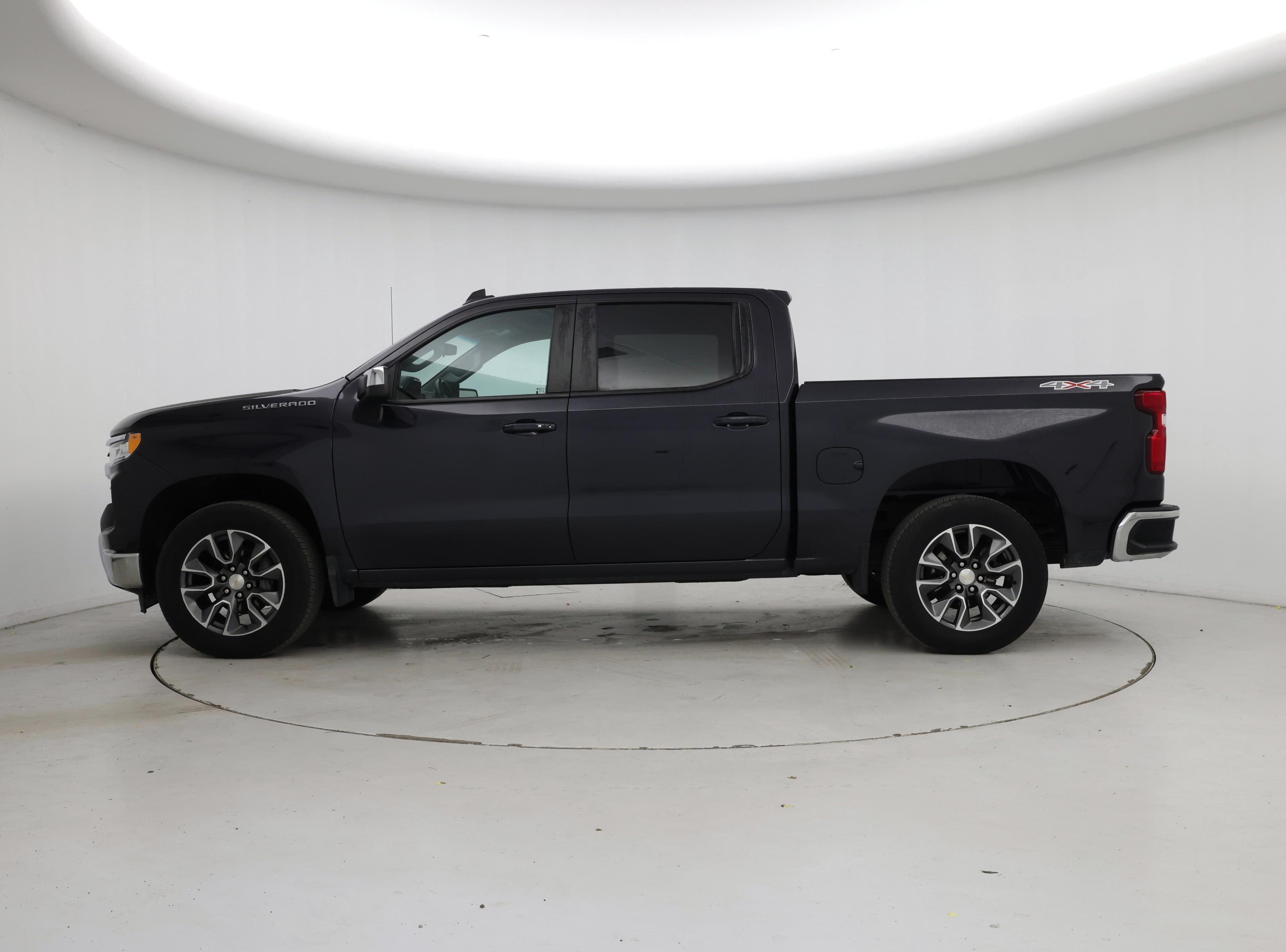 Thumbnail: 2023 Chevrolet Silverado 1500 - 3