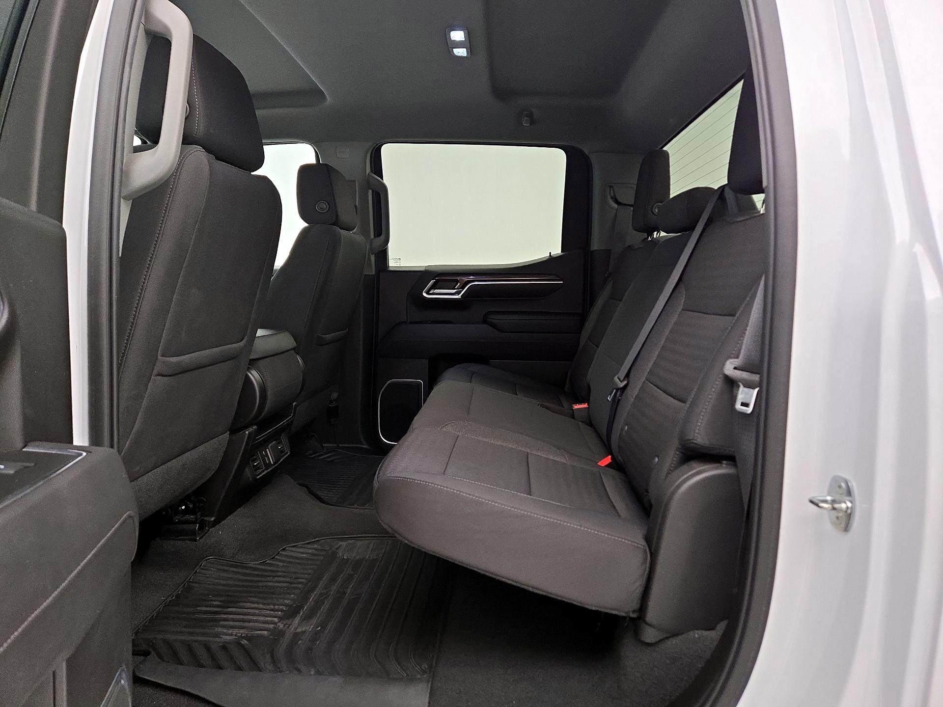 Thumbnail: 2022 Chevrolet Silverado 1500 - 19