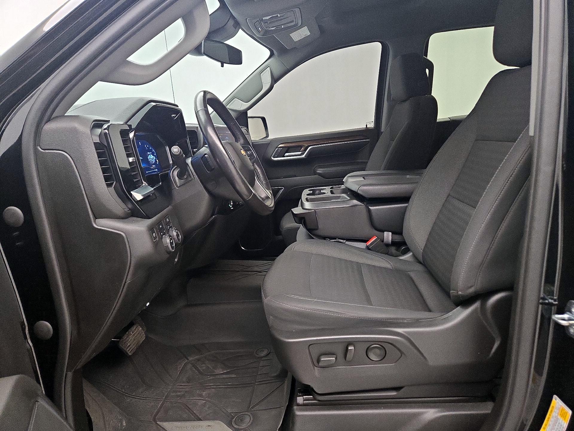 Thumbnail: 2022 Chevrolet Silverado 1500 - 11