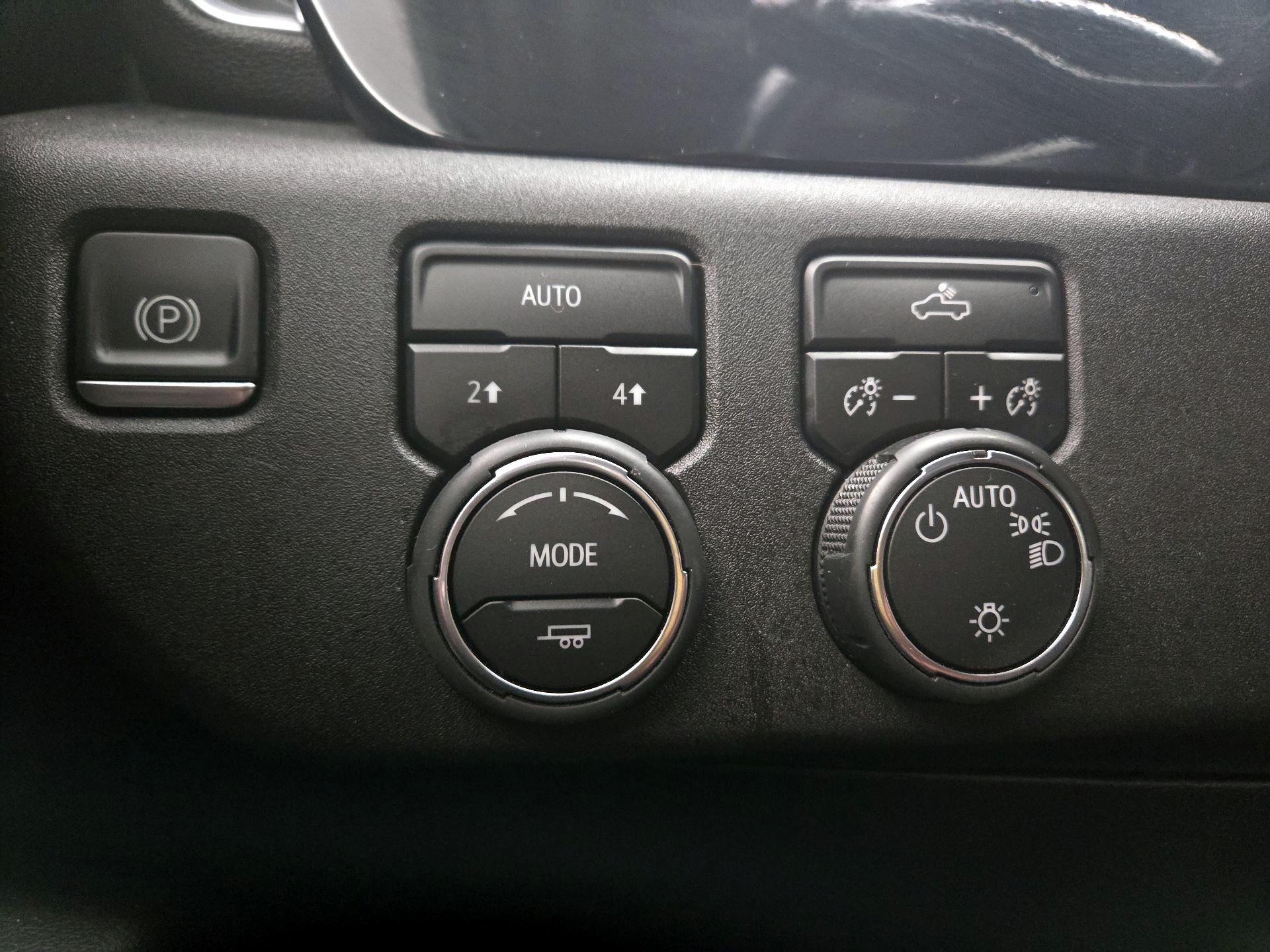 Thumbnail: 2022 Chevrolet Silverado 1500 - 13