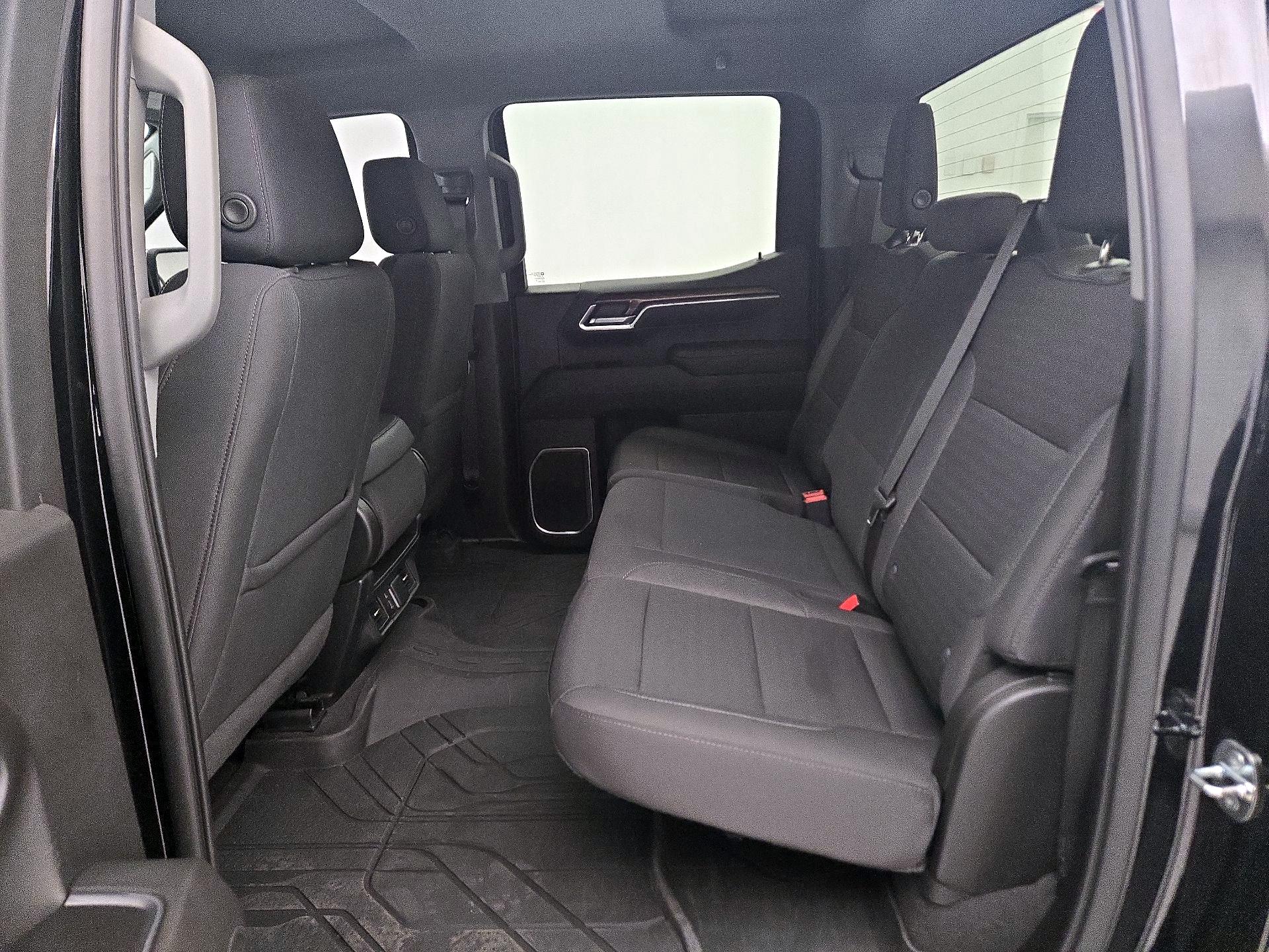 Thumbnail: 2022 Chevrolet Silverado 1500 - 19