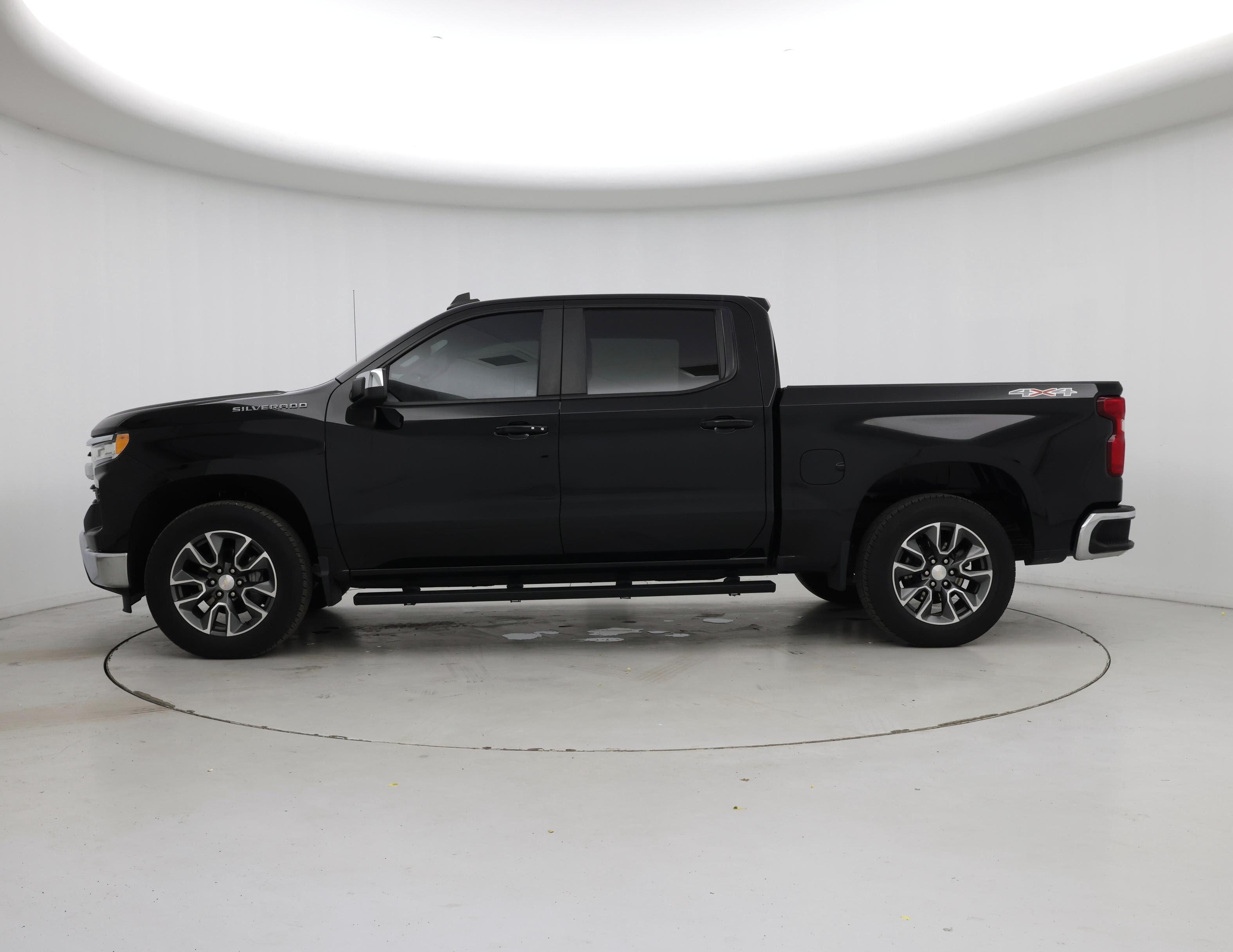 Thumbnail: 2022 Chevrolet Silverado 1500 - 3