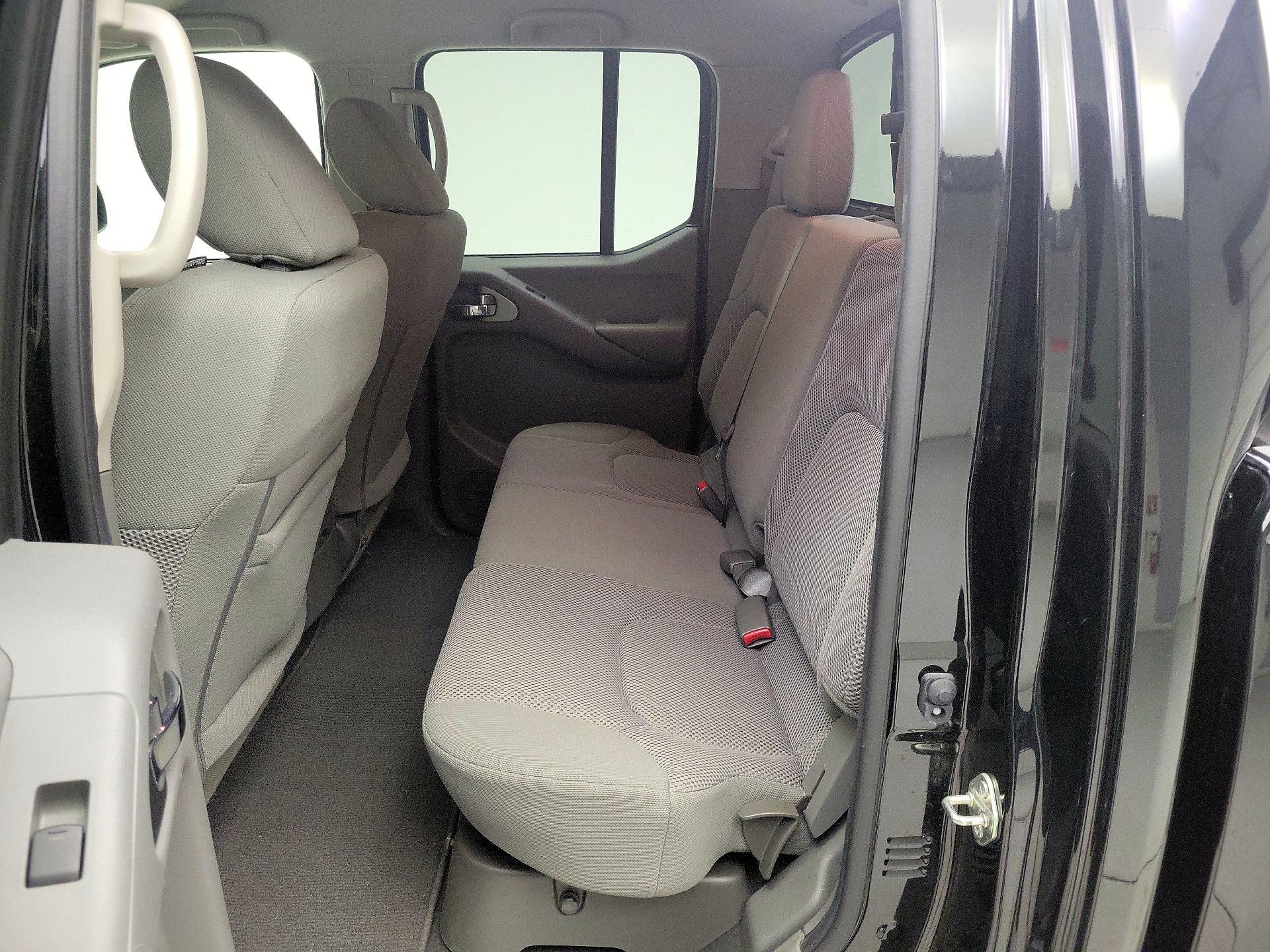 Thumbnail: 2019 Nissan Frontier - 19