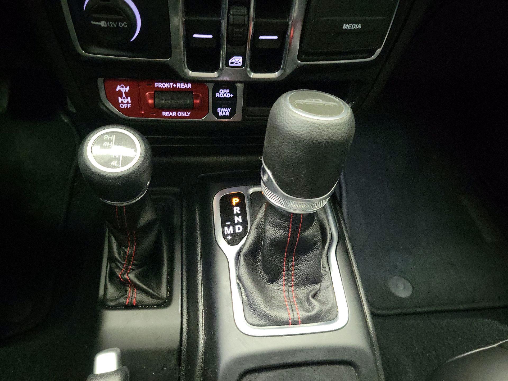 Thumbnail: 2022 Jeep Gladiator - 18