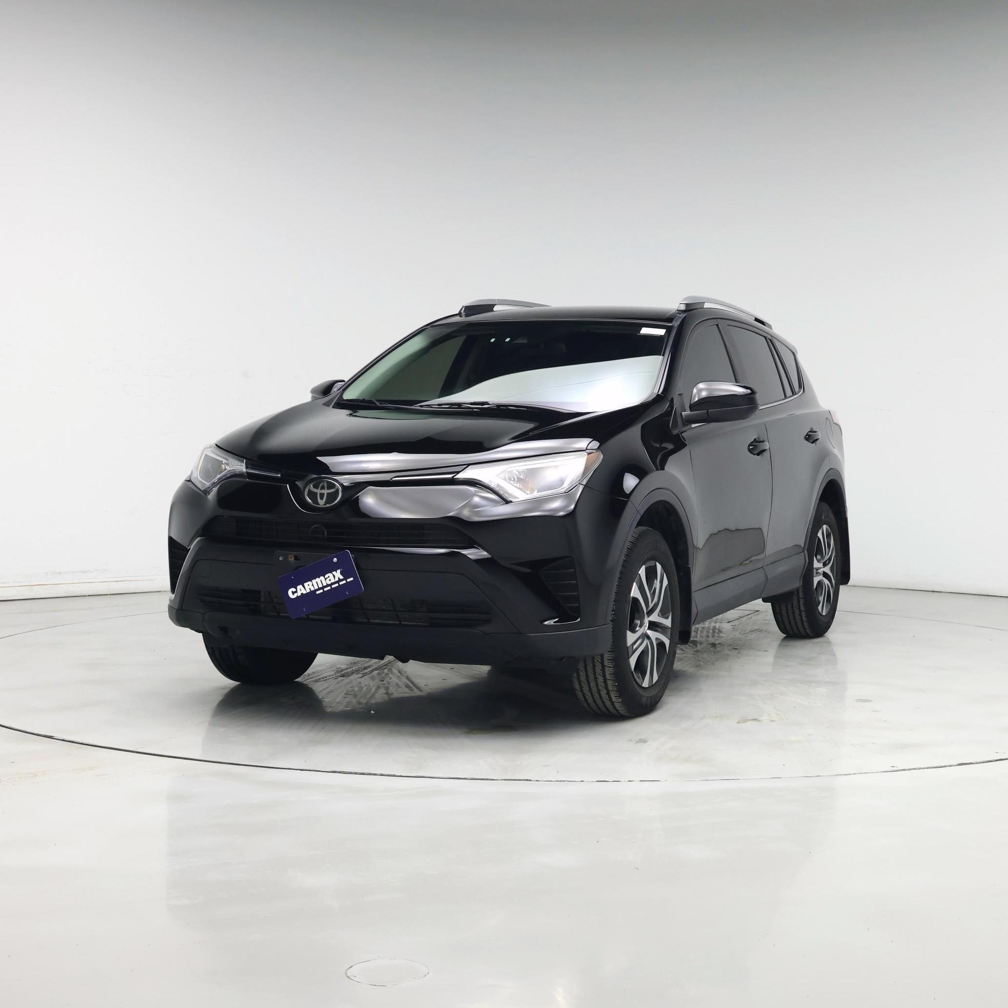 Thumbnail: 2018 Toyota RAV4 - 4