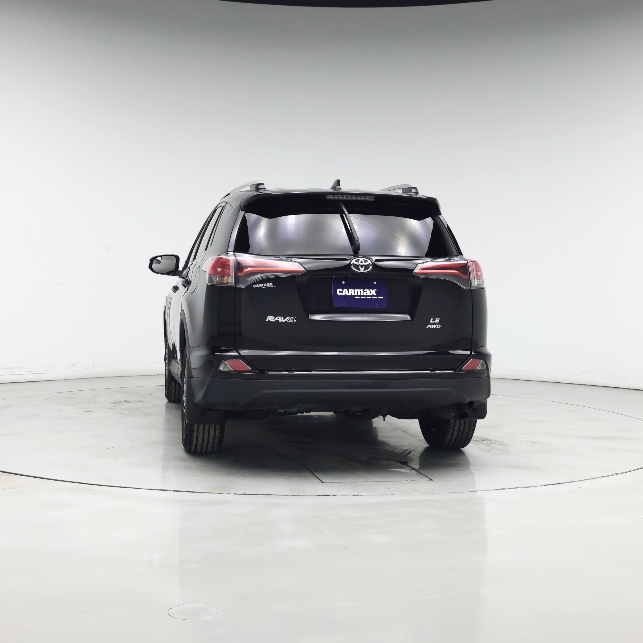 Thumbnail: 2018 Toyota RAV4 - 6