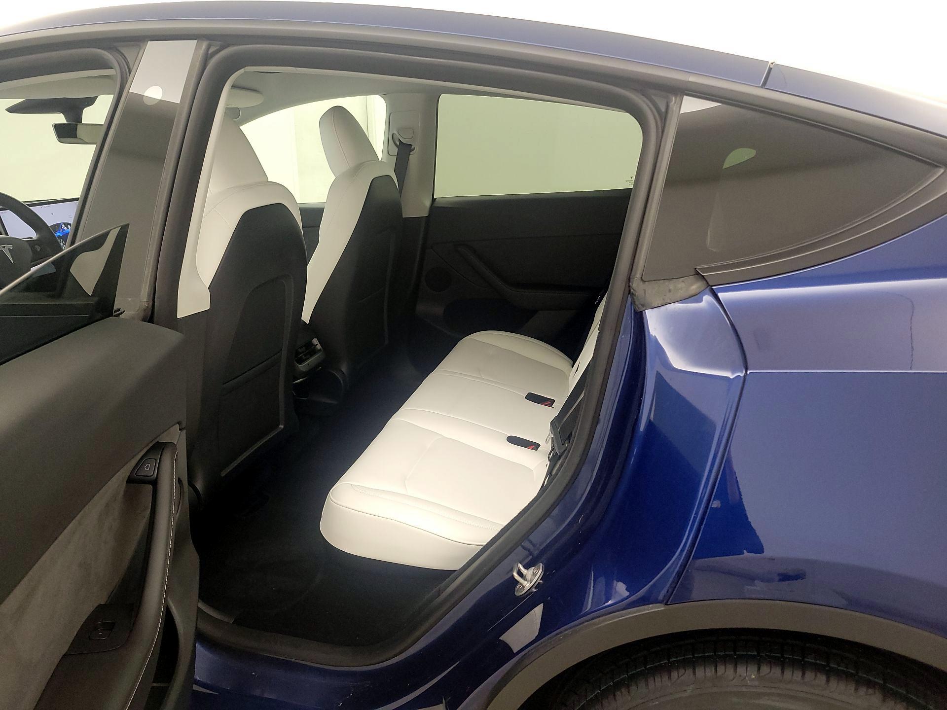 Thumbnail: 2023 Tesla Model Y - 19