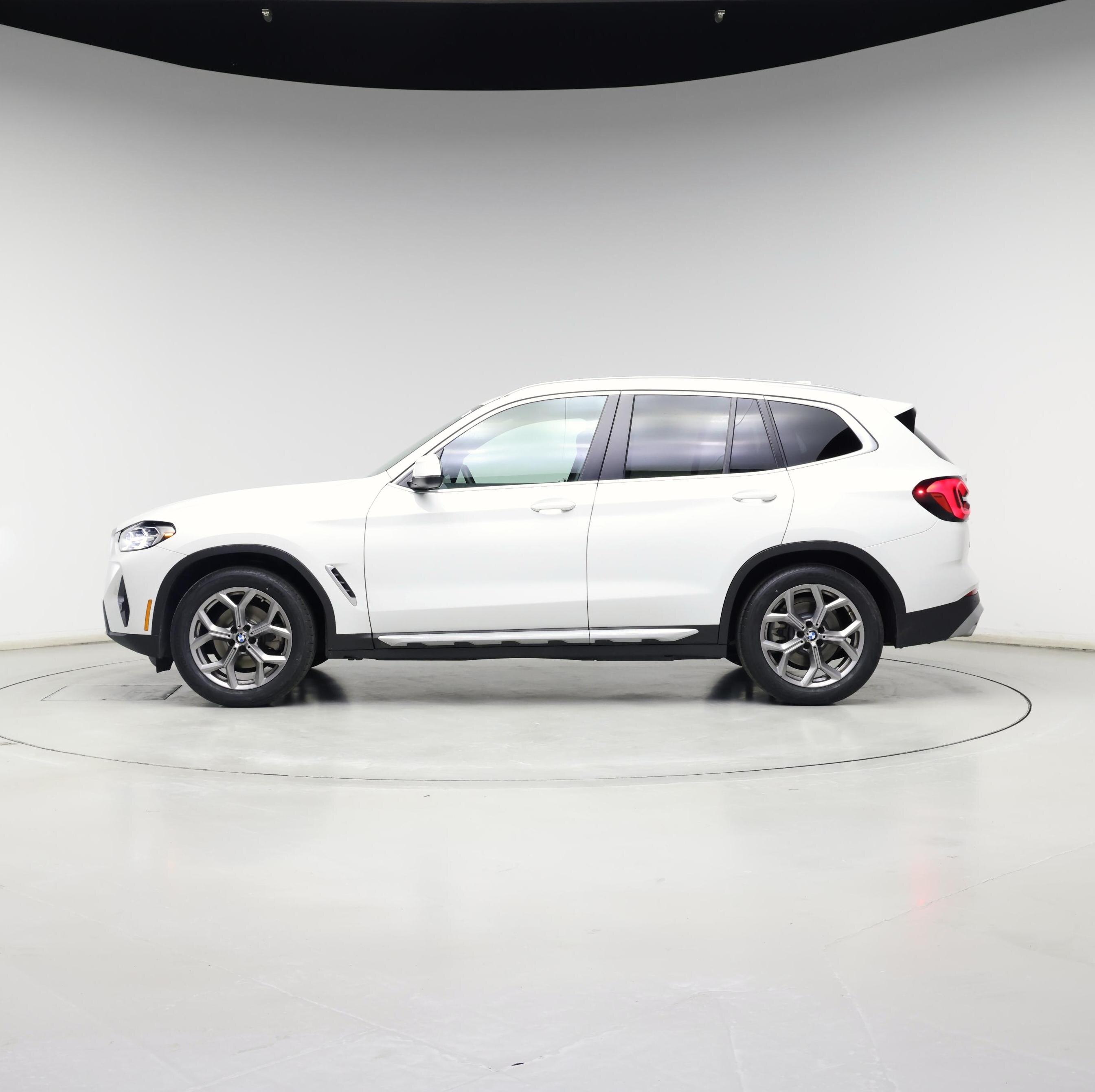 Thumbnail: 2023 BMW X3 - 3