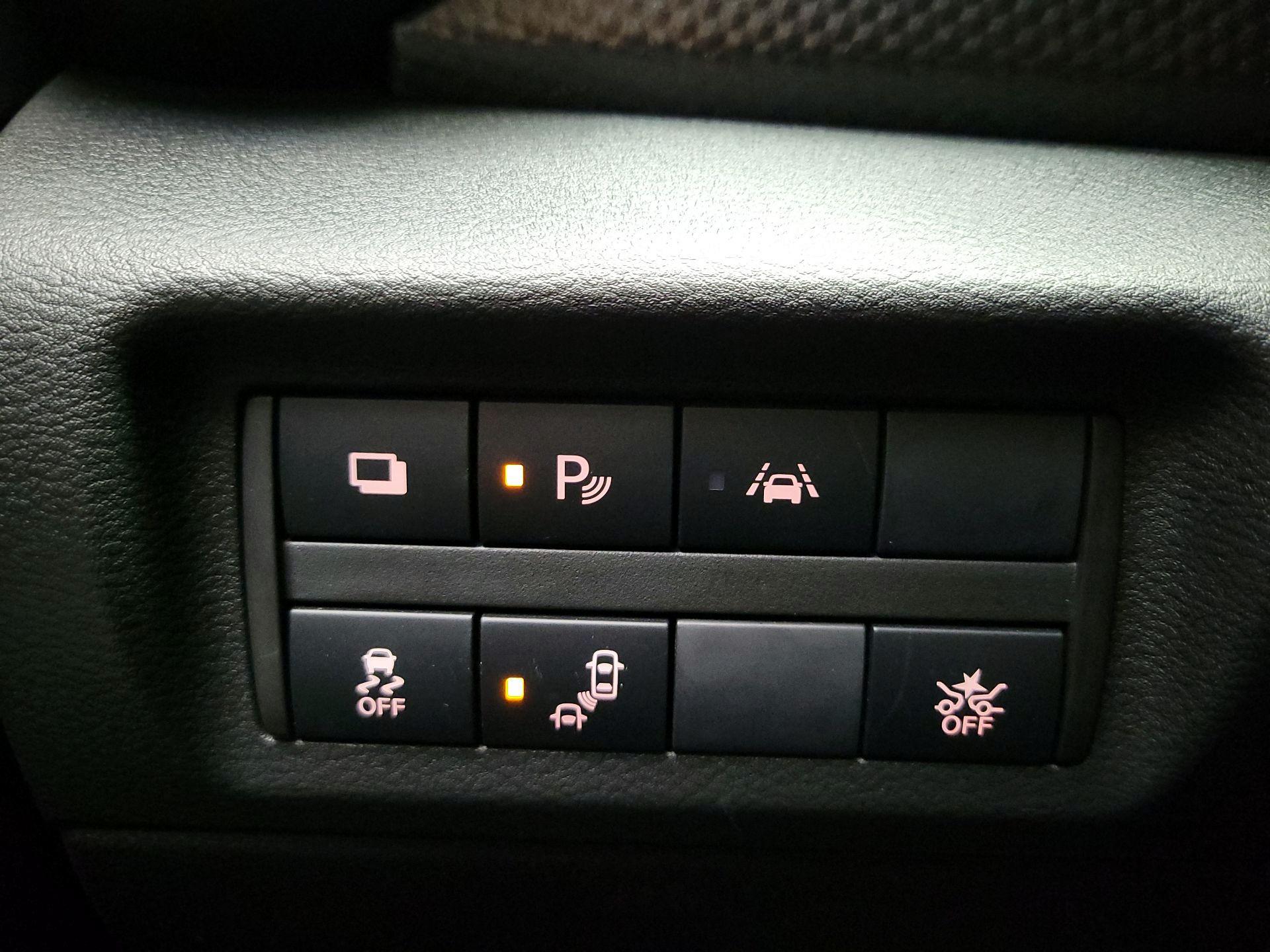 Thumbnail: 2020 Nissan Kicks - 13