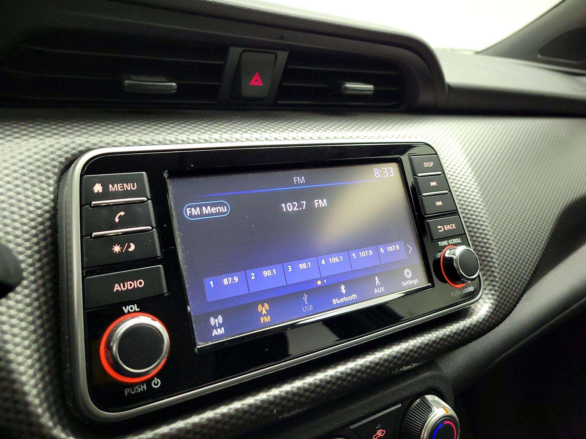 Thumbnail: 2020 Nissan Kicks - 15