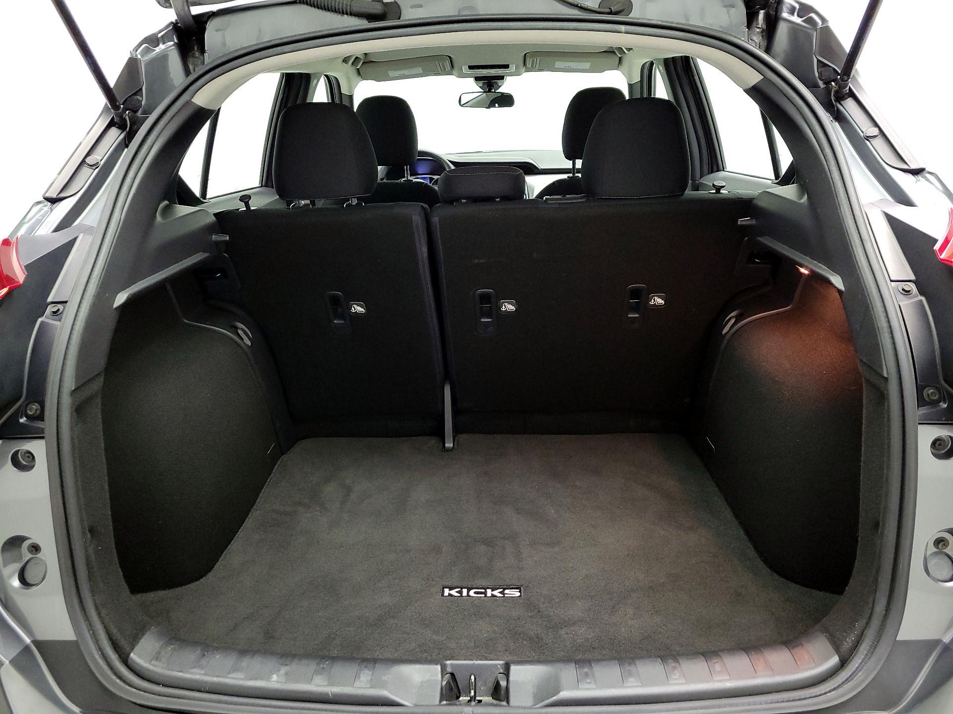 Thumbnail: 2020 Nissan Kicks - 20