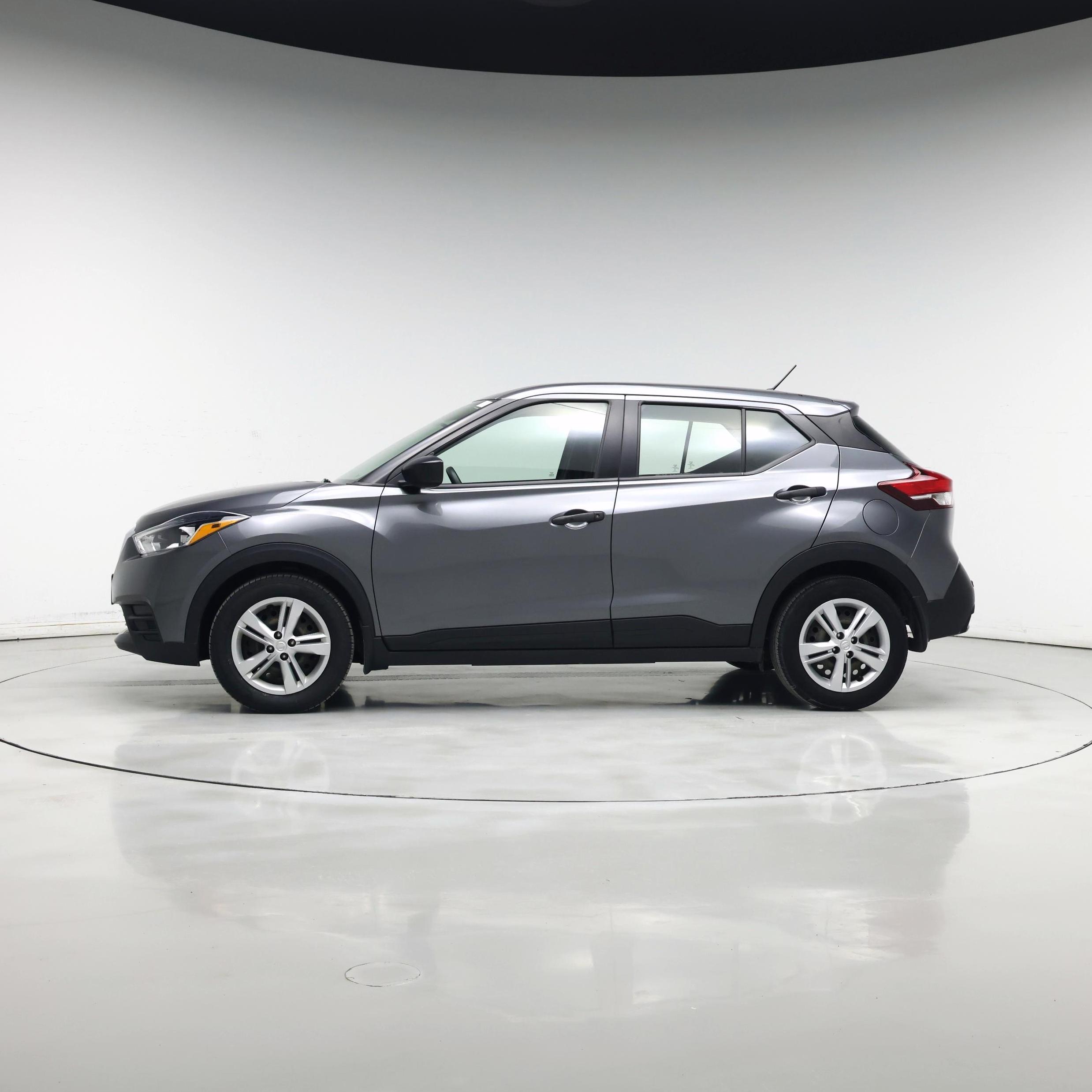 Thumbnail: 2020 Nissan Kicks - 3