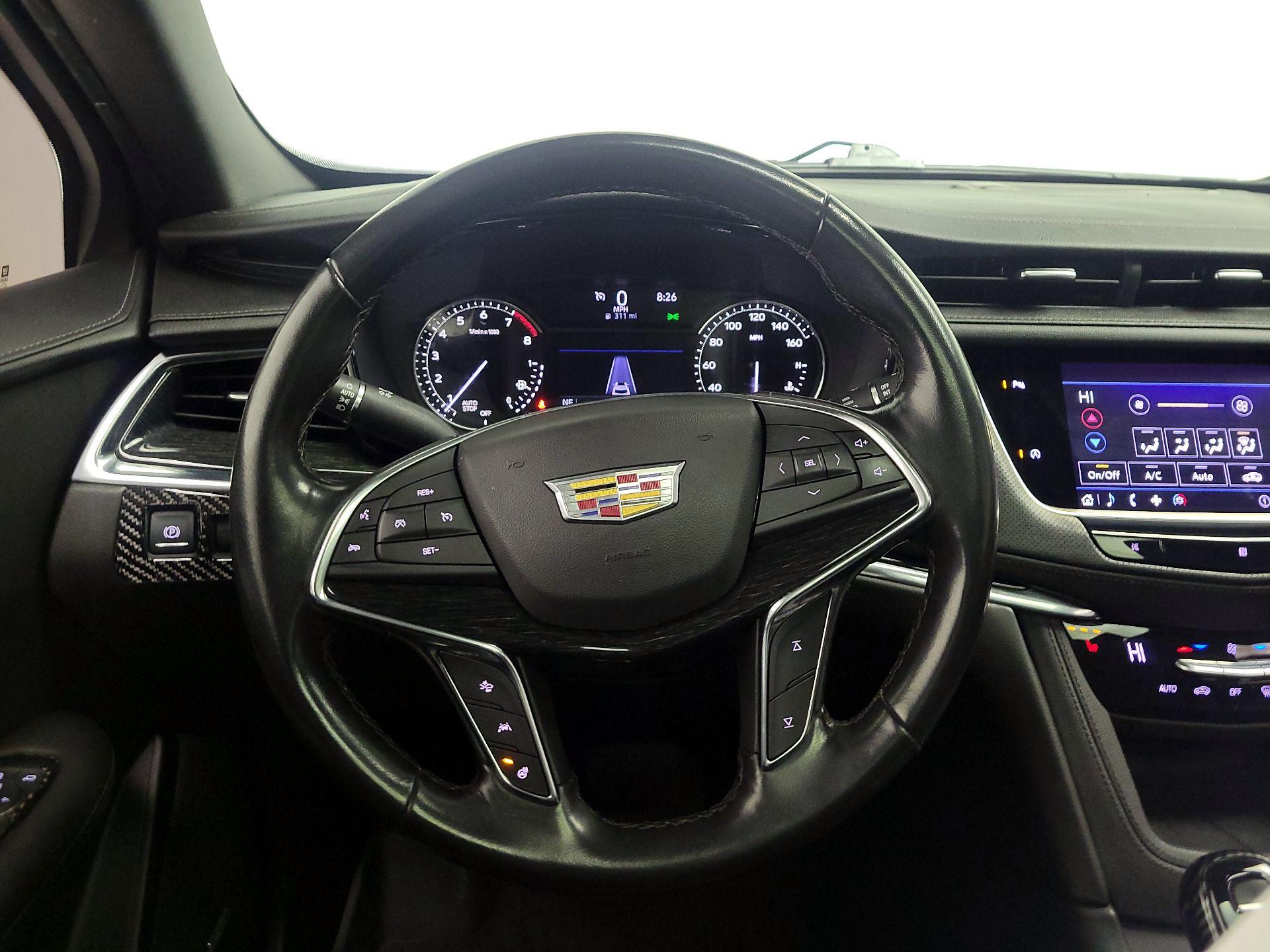 Thumbnail: 2020 Cadillac XT5 - 10