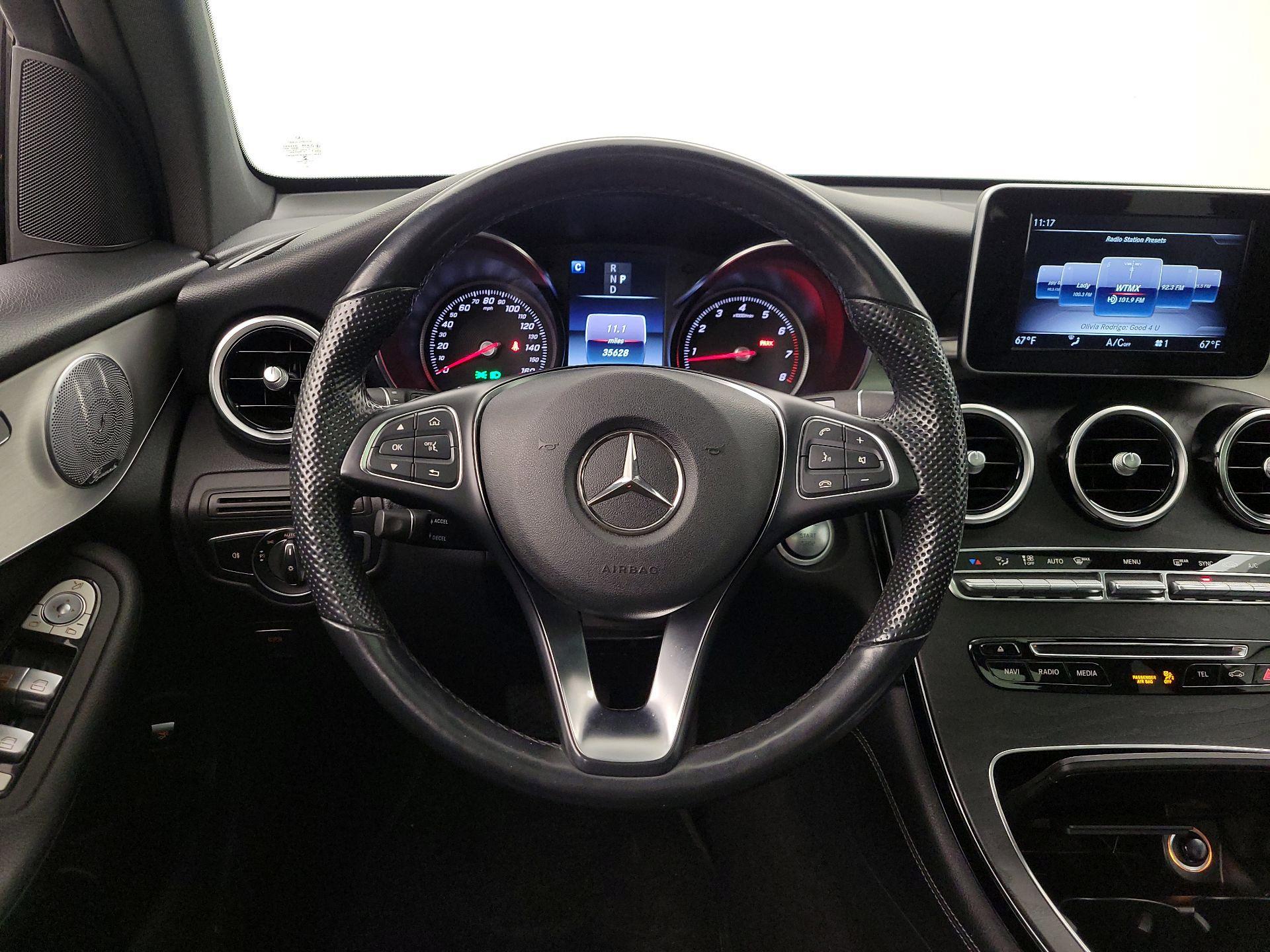 Thumbnail: 2019 Mercedes-Benz GLC - 10