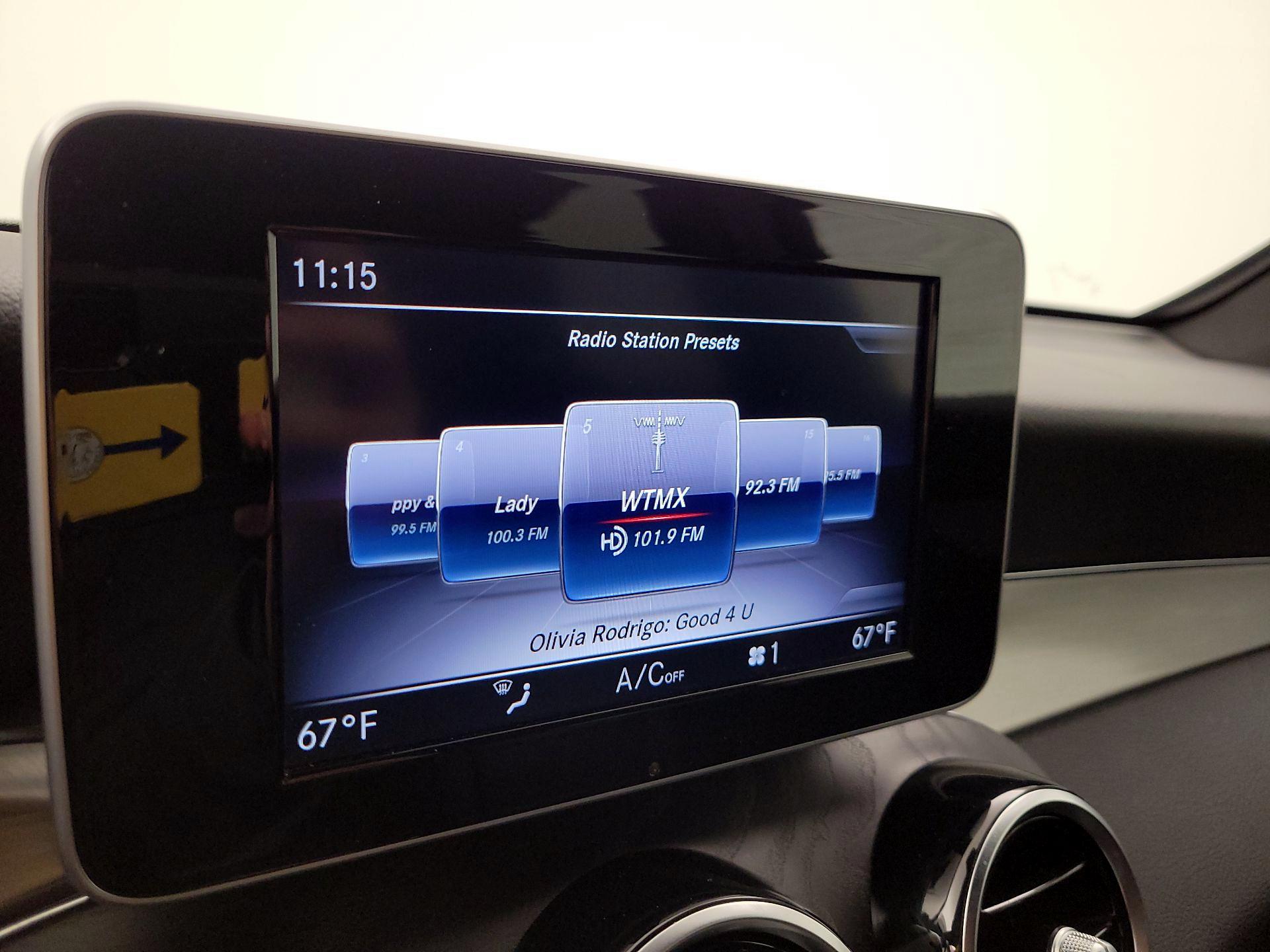 Thumbnail: 2019 Mercedes-Benz GLC - 15