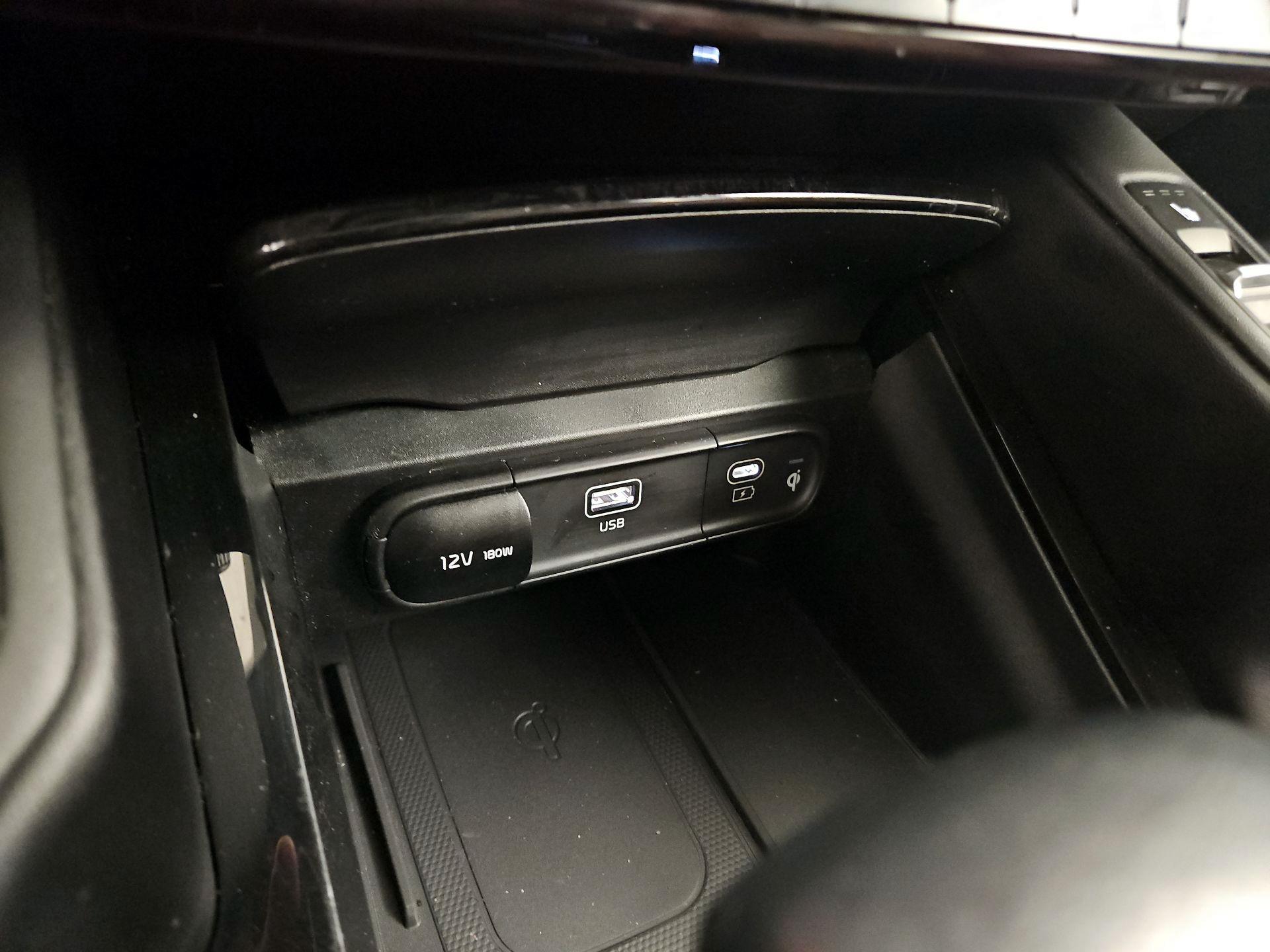 Thumbnail: 2024 Kia Telluride - 19