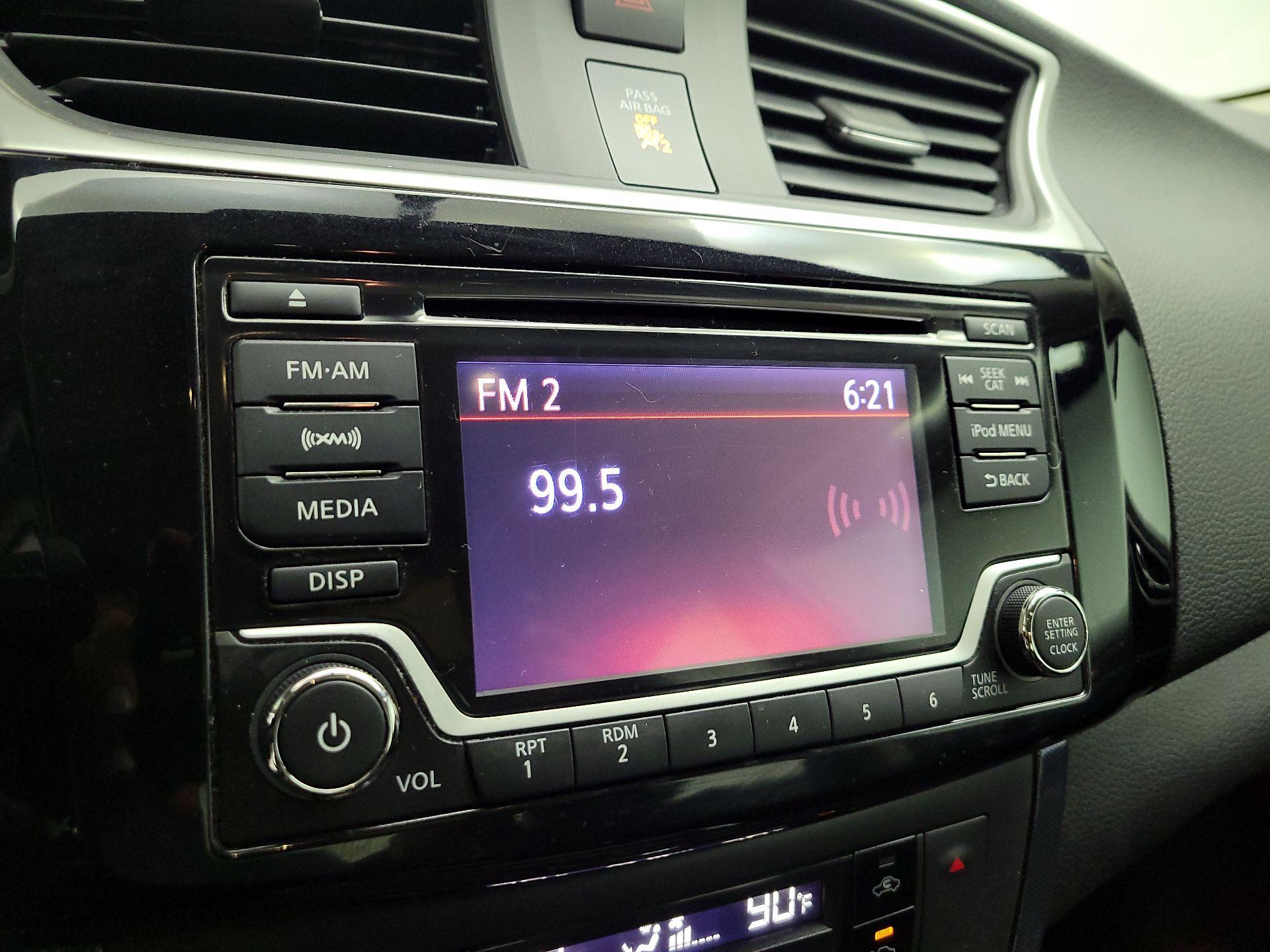 Thumbnail: 2018 Nissan Sentra - 15